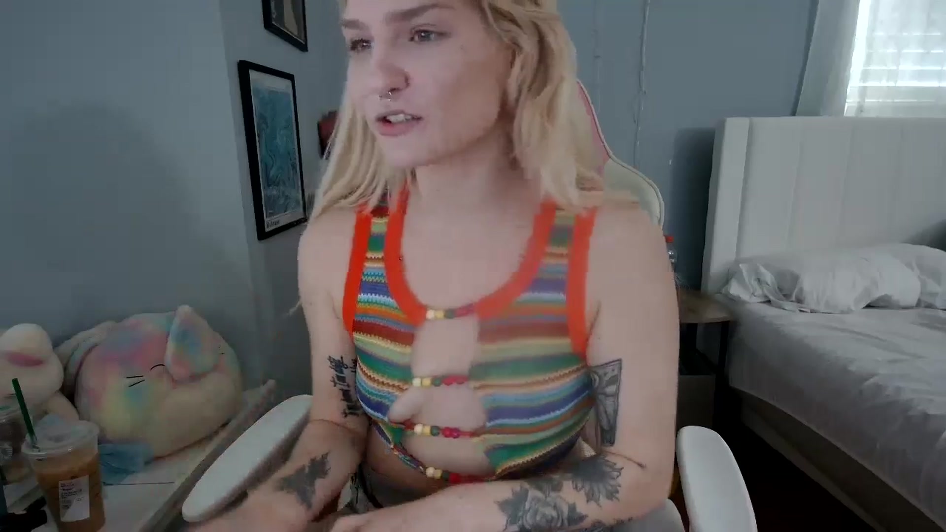 Gallery image thumbnail from DuckChan0's myfreecams stream on, 05/02/2024, 14:10 image 9 of 20