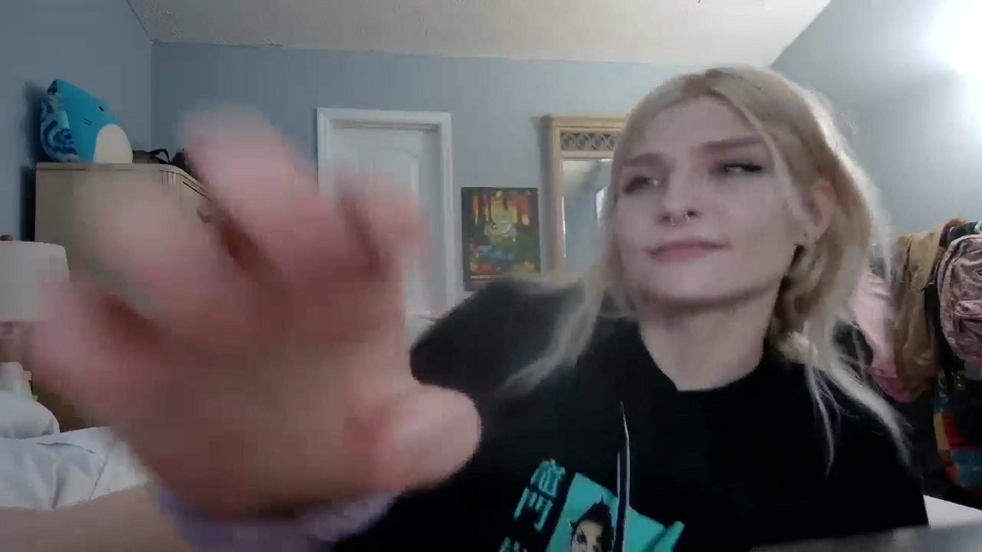 Gallery image thumbnail from DuckChan0's myfreecams stream on, 05/07/2024, 24:32 image 20 of 20