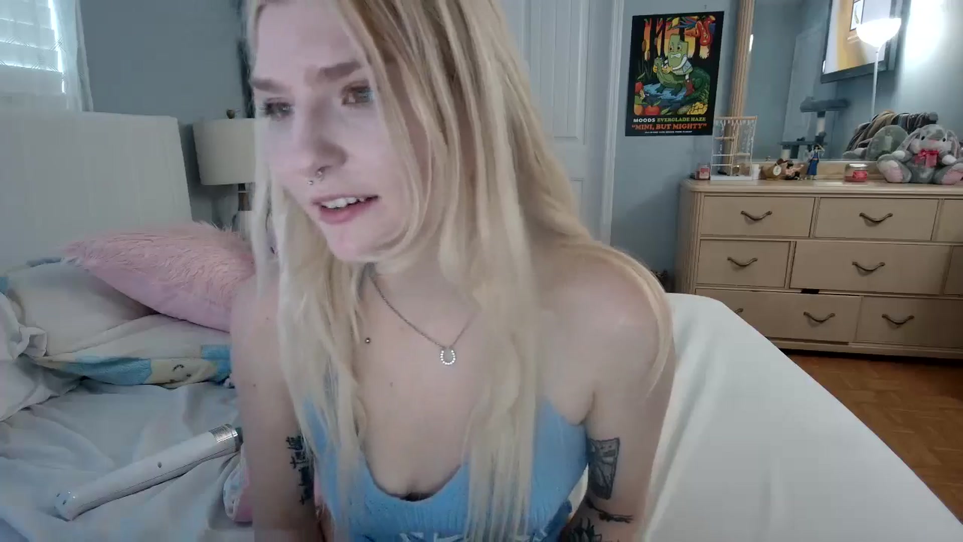 Gallery image thumbnail from DuckChan0's myfreecams stream on, 05/07/2024, 17:49 image 18 of 20