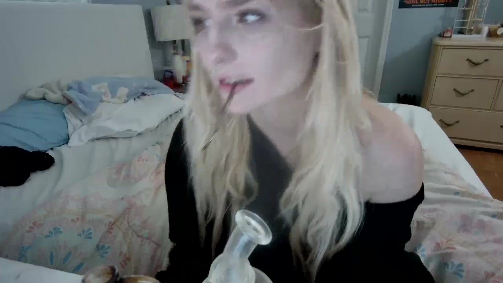 Gallery image thumbnail from DuckChan0's myfreecams stream on, 05/08/2024, 17:47 image 17 of 20