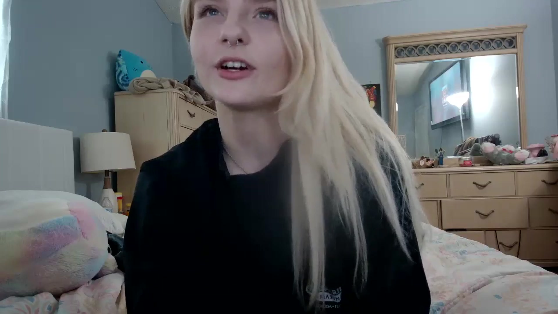 Gallery image thumbnail from DuckChan0's myfreecams stream on, 05/09/2024, 16:49 image 5 of 20