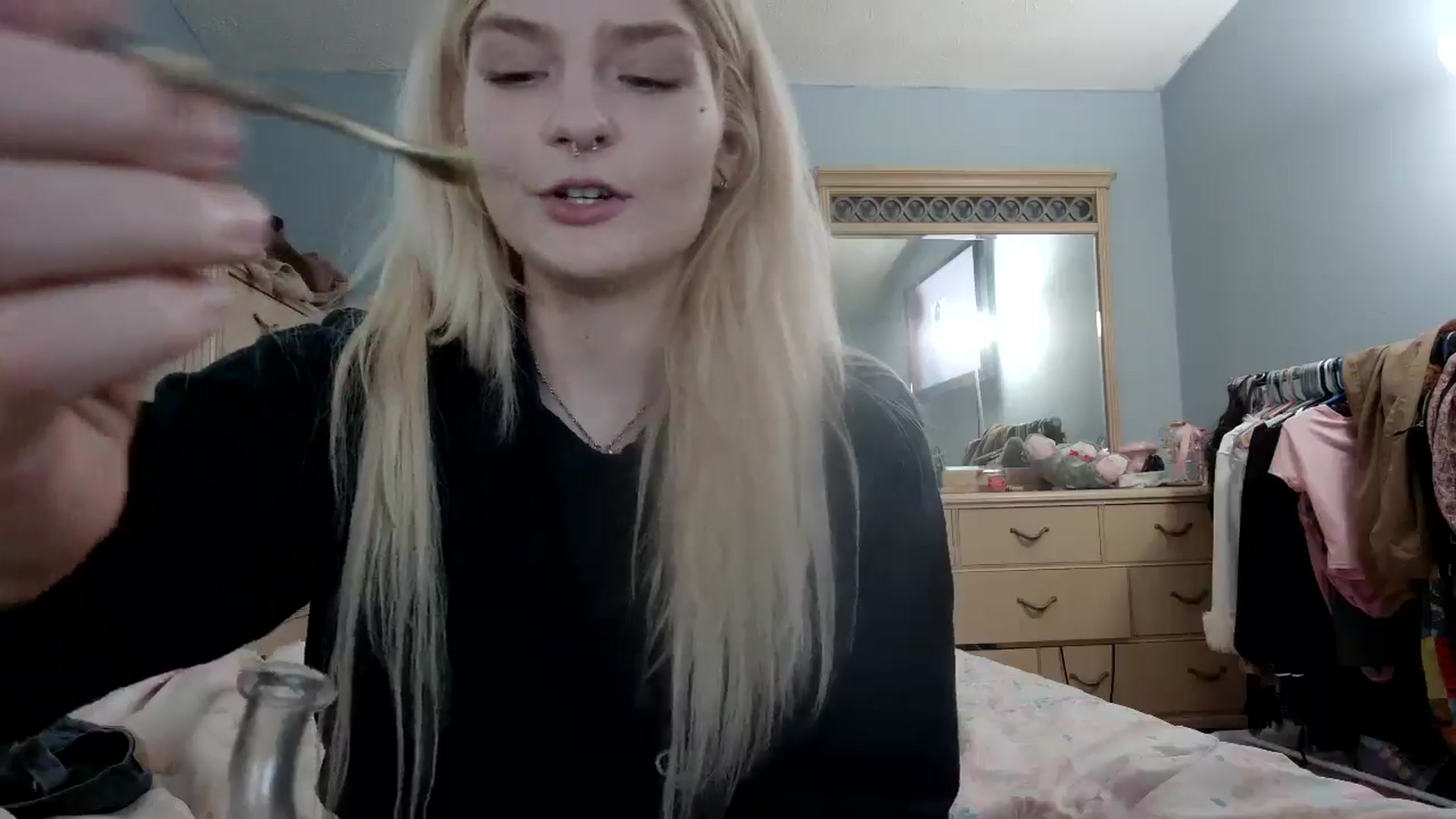 Gallery image thumbnail from DuckChan0's myfreecams stream on, 05/09/2024, 16:49 image 20 of 20
