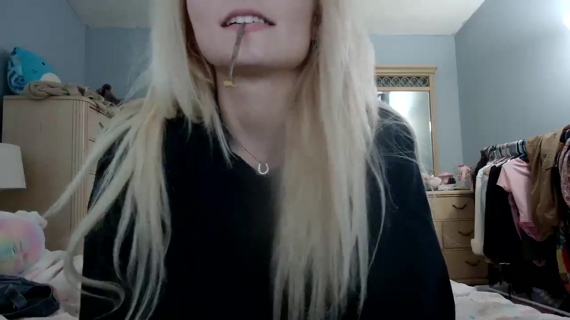 Gallery image thumbnail from DuckChan0's myfreecams stream on, 05/09/2024, 16:49 image 19 of 20