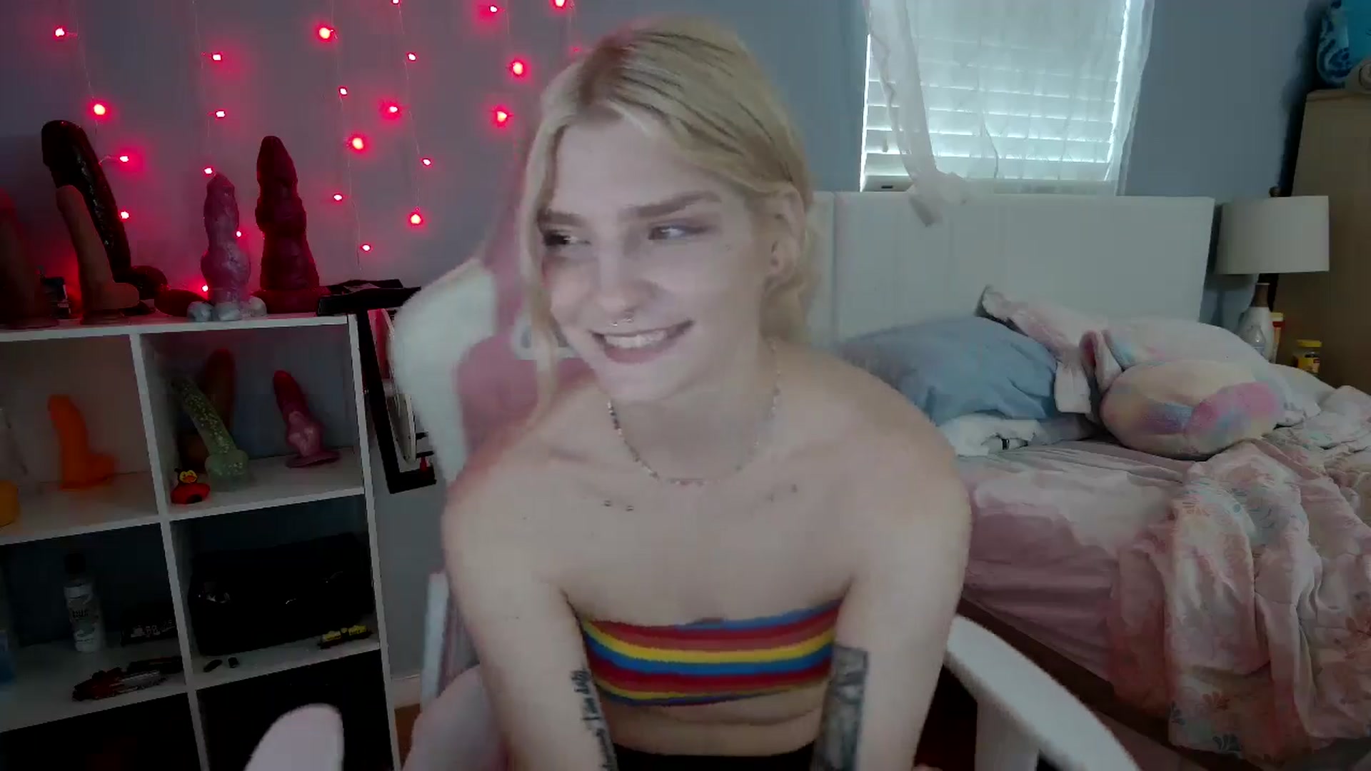 Gallery image thumbnail from DuckChan0's myfreecams stream on, 05/09/2024, 22:57 image 3 of 20