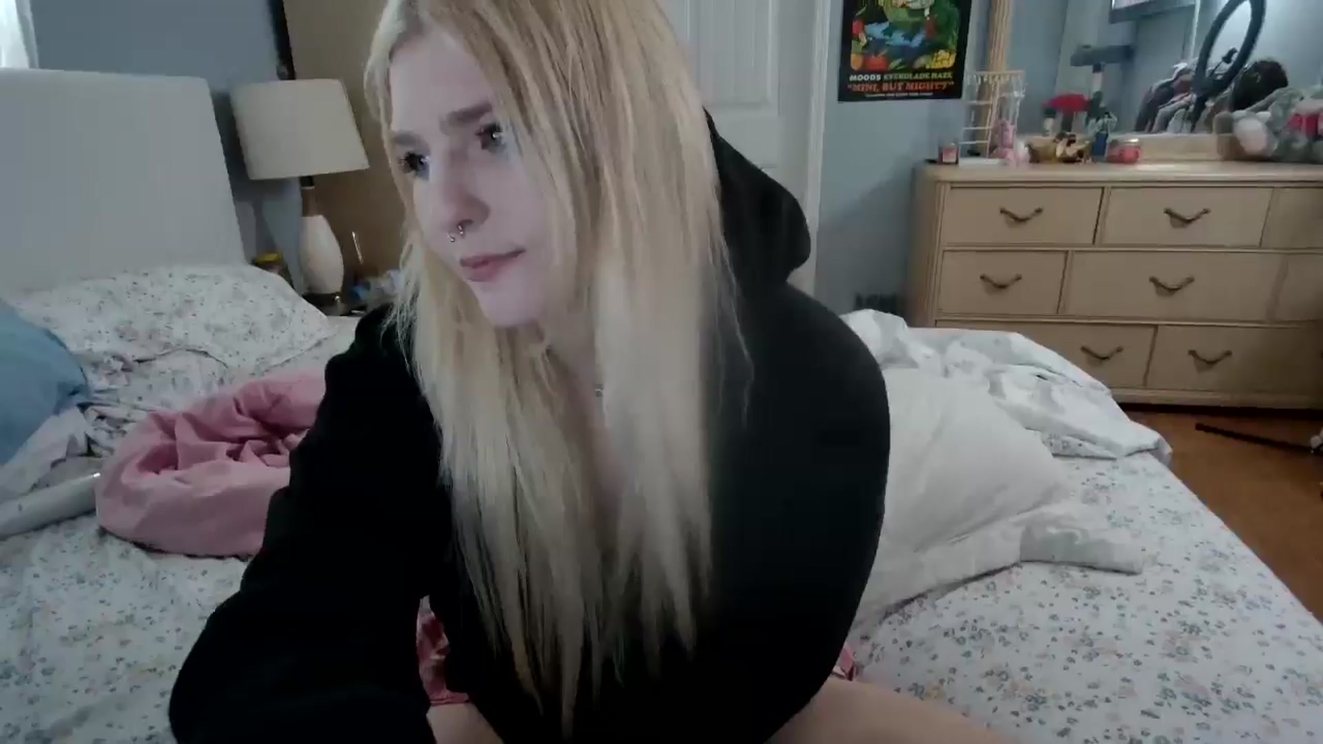 Gallery image thumbnail from DuckChan0's myfreecams stream on, 05/14/2024, 14:47 image 20 of 20