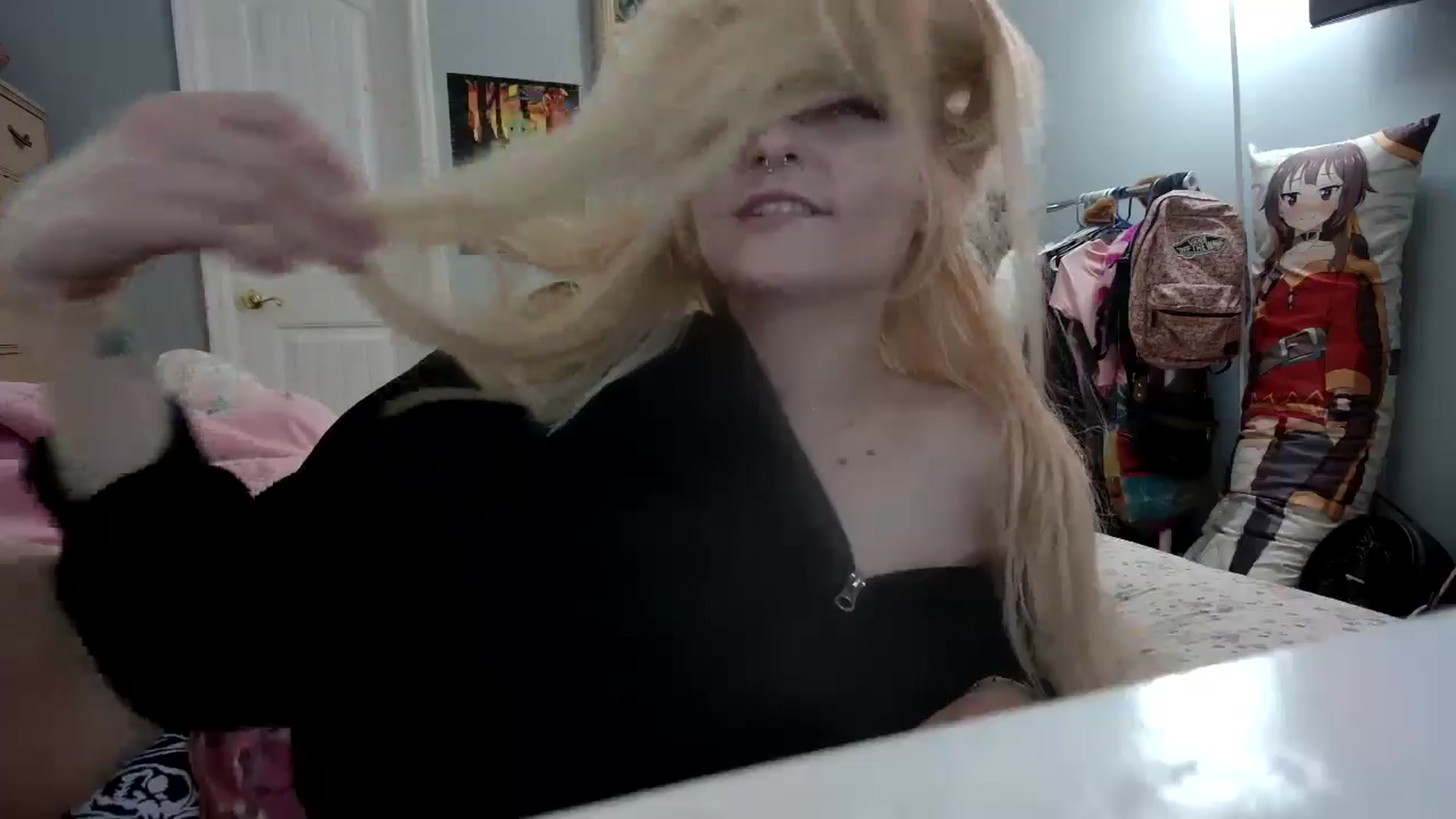 Gallery image thumbnail from DuckChan0's myfreecams stream on, 05/14/2024, 14:47 image 13 of 20