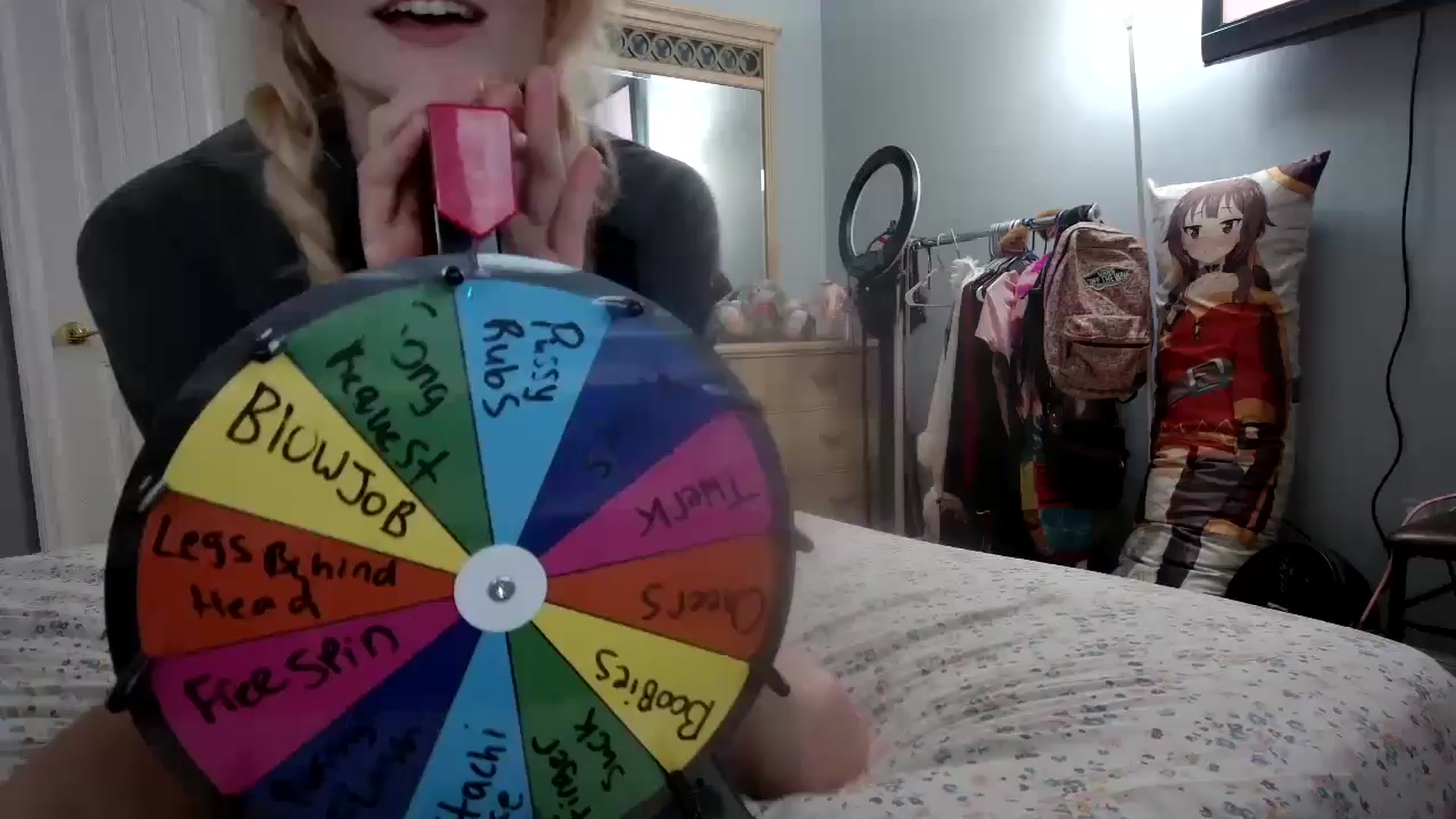 Gallery image thumbnail from DuckChan0's myfreecams stream on, 05/15/2024, 17:15 image 17 of 20
