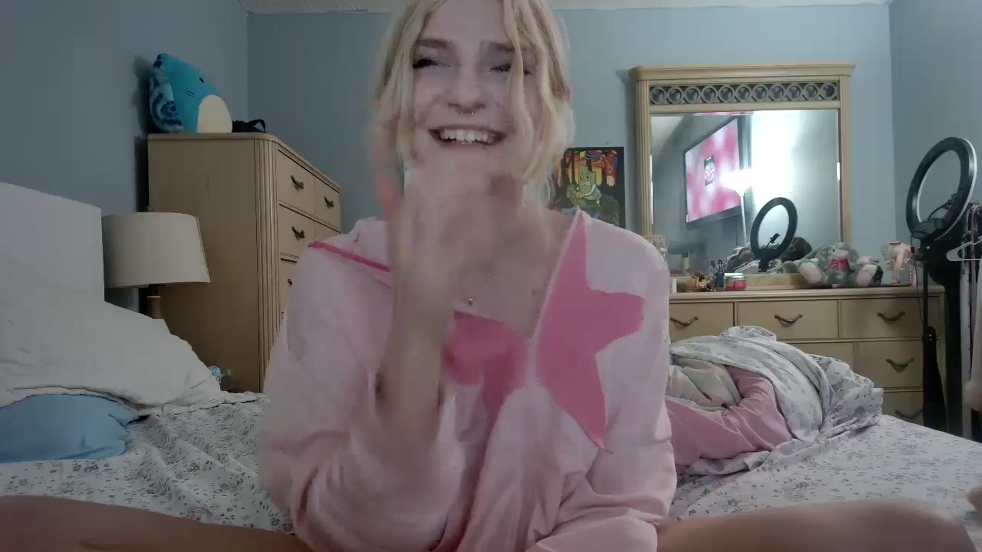 Gallery image thumbnail from DuckChan0's myfreecams stream on, 05/15/2024, 22:44 image 7 of 20