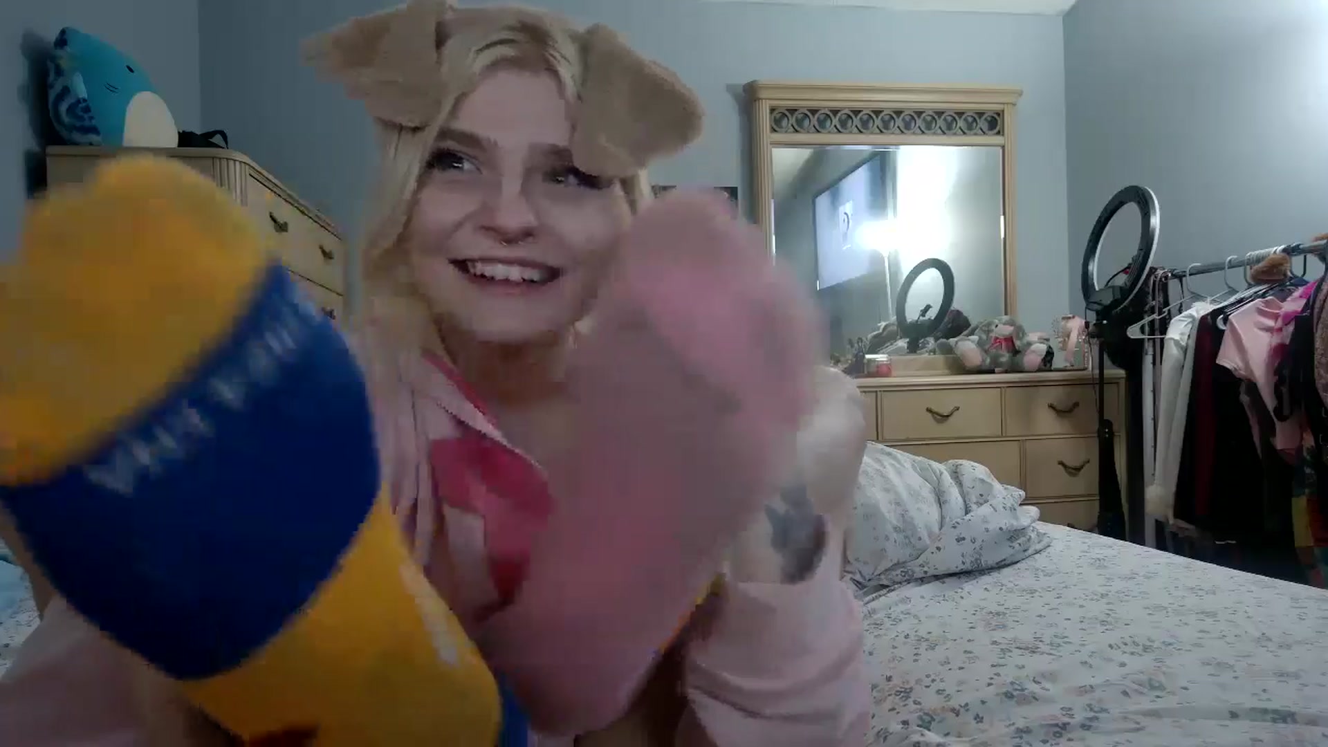 Gallery image thumbnail from DuckChan0's myfreecams stream on, 05/15/2024, 23:35 image 11 of 20