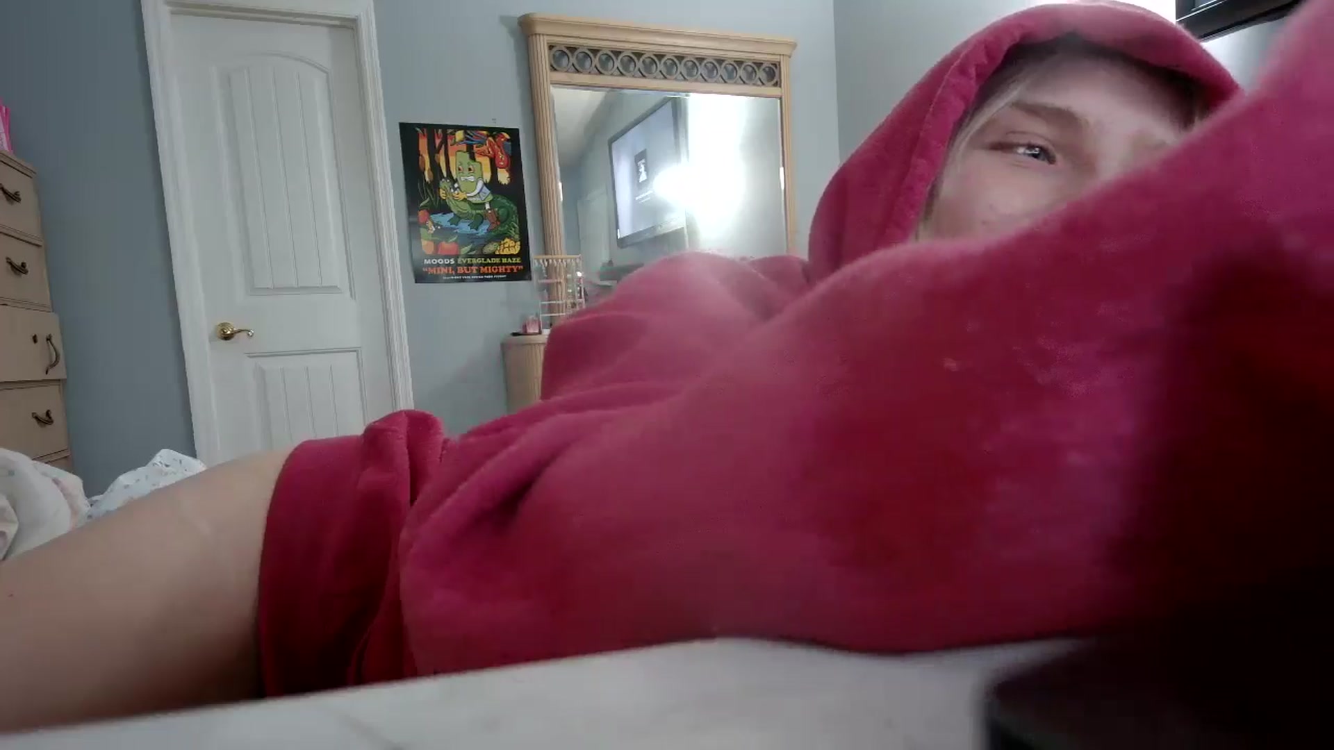 Gallery image thumbnail from DuckChan0's myfreecams stream on, 05/19/2024, 23:09 image 14 of 20