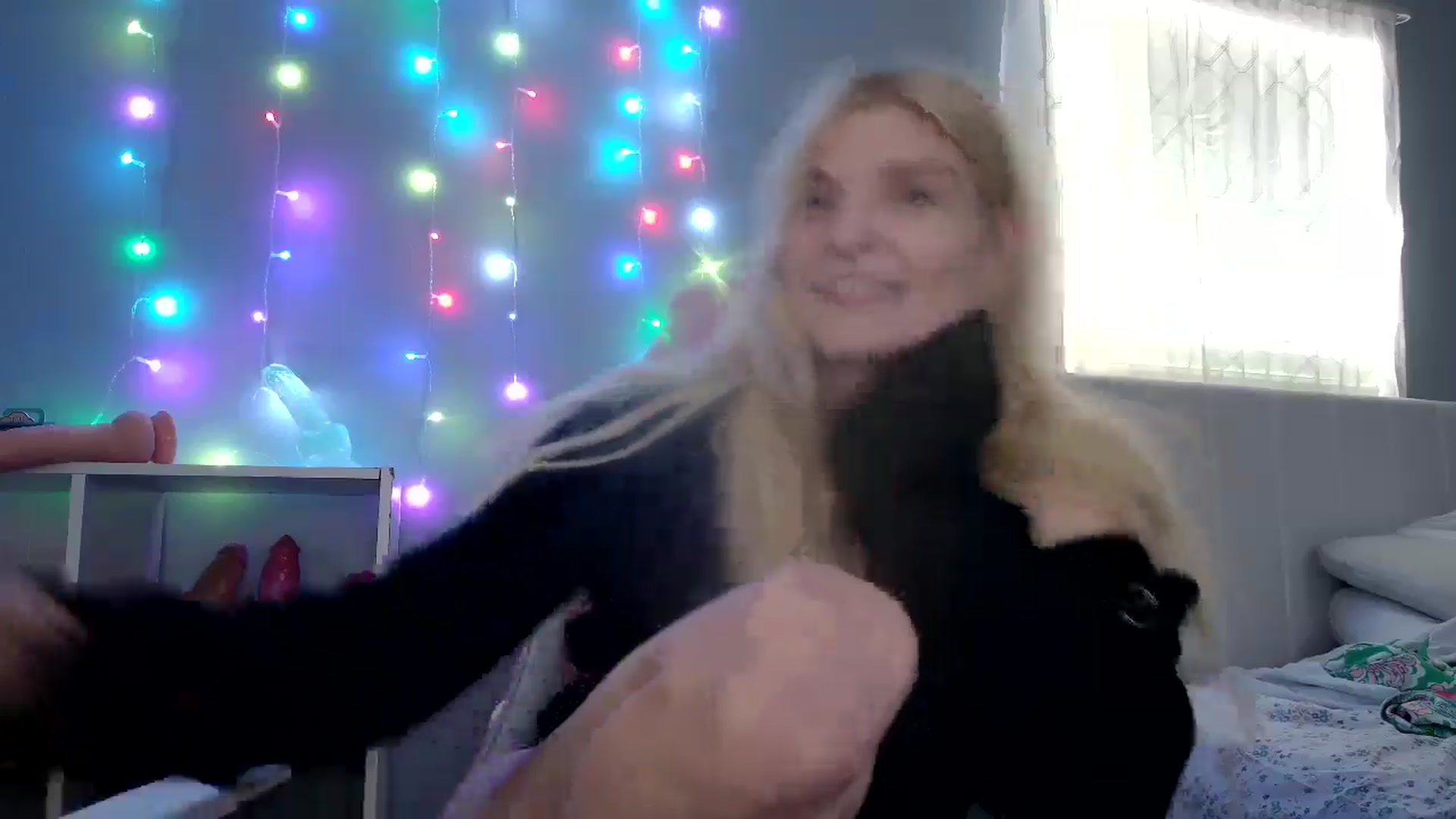 Gallery image thumbnail from DuckChan0's myfreecams stream on, 05/22/2024, 15:28 image 10 of 20