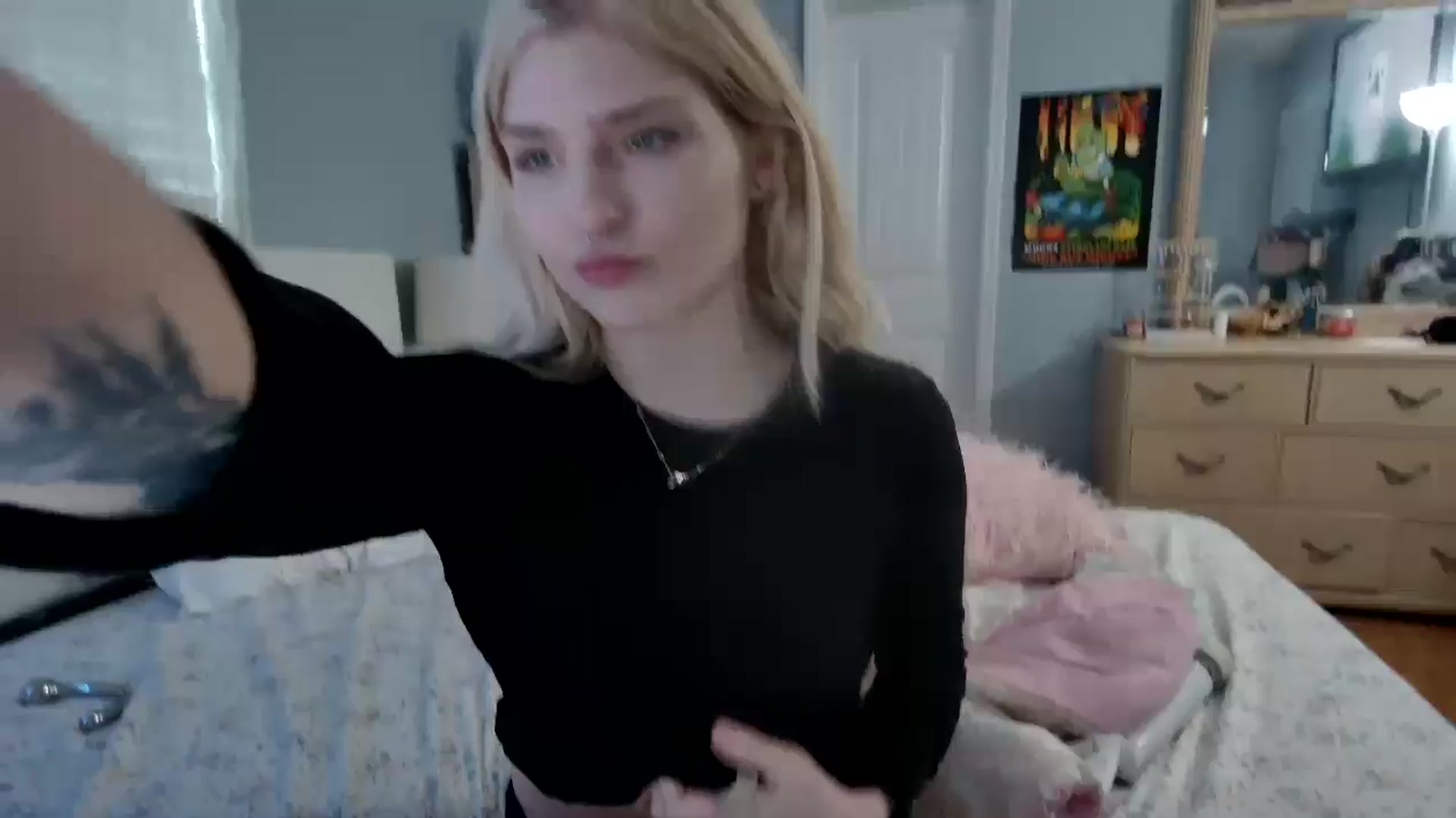 Gallery image thumbnail from DuckChan0's myfreecams stream on, 05/22/2024, 23:56 image 7 of 20