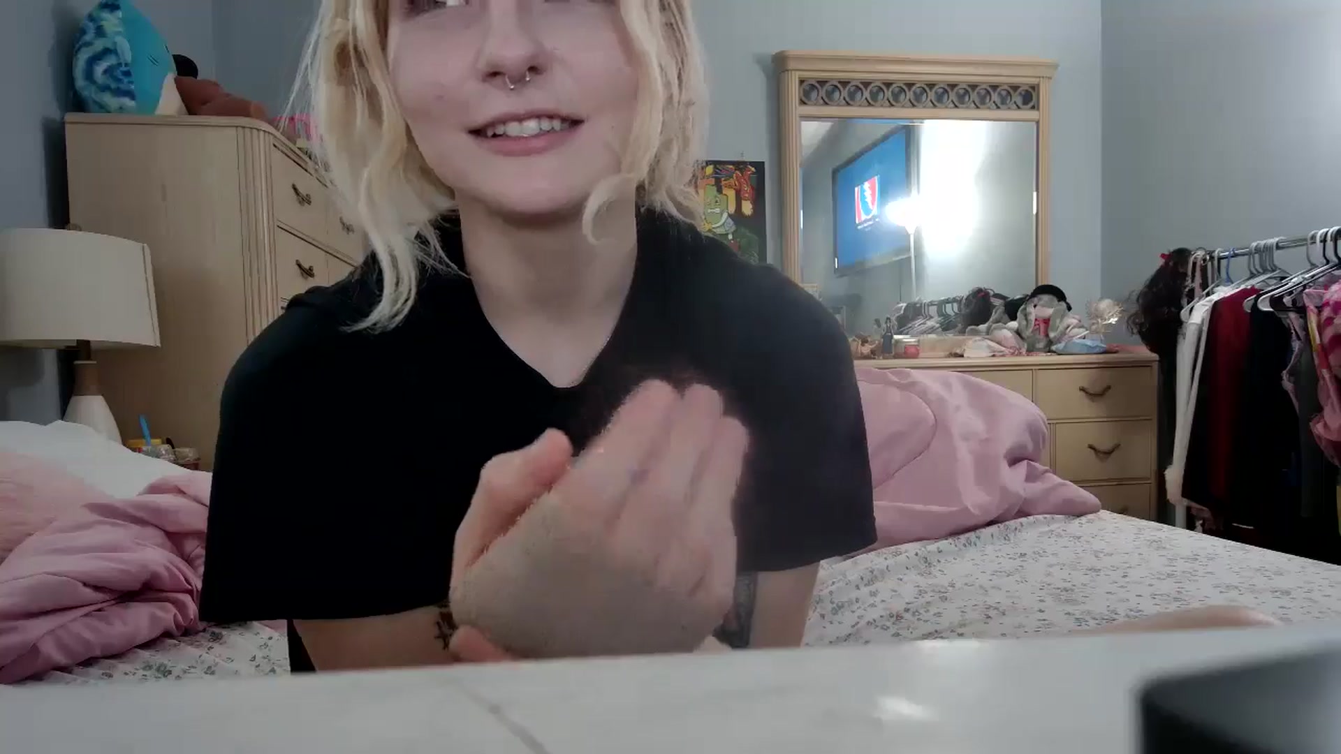 Gallery image thumbnail from DuckChan0's myfreecams stream on, 05/23/2024, 15:33 image 20 of 20