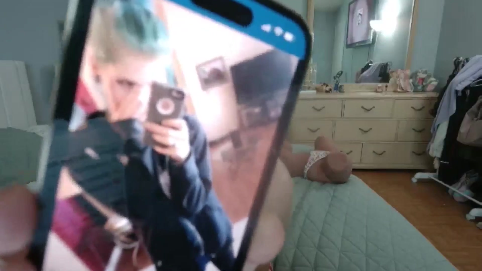 Gallery image thumbnail from DuckChan0's myfreecams stream on, 05/28/2024, 16:47 image 14 of 20