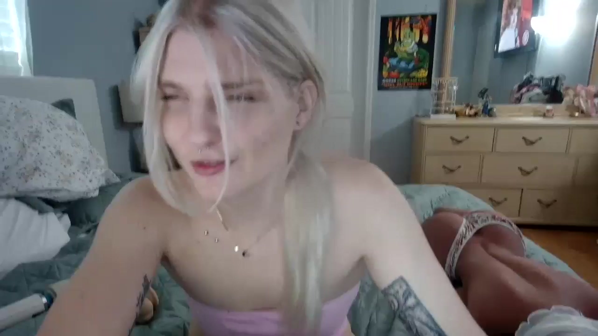 Gallery image thumbnail from DuckChan0's myfreecams stream on, 05/30/2024, 14:59 image 1 of 20