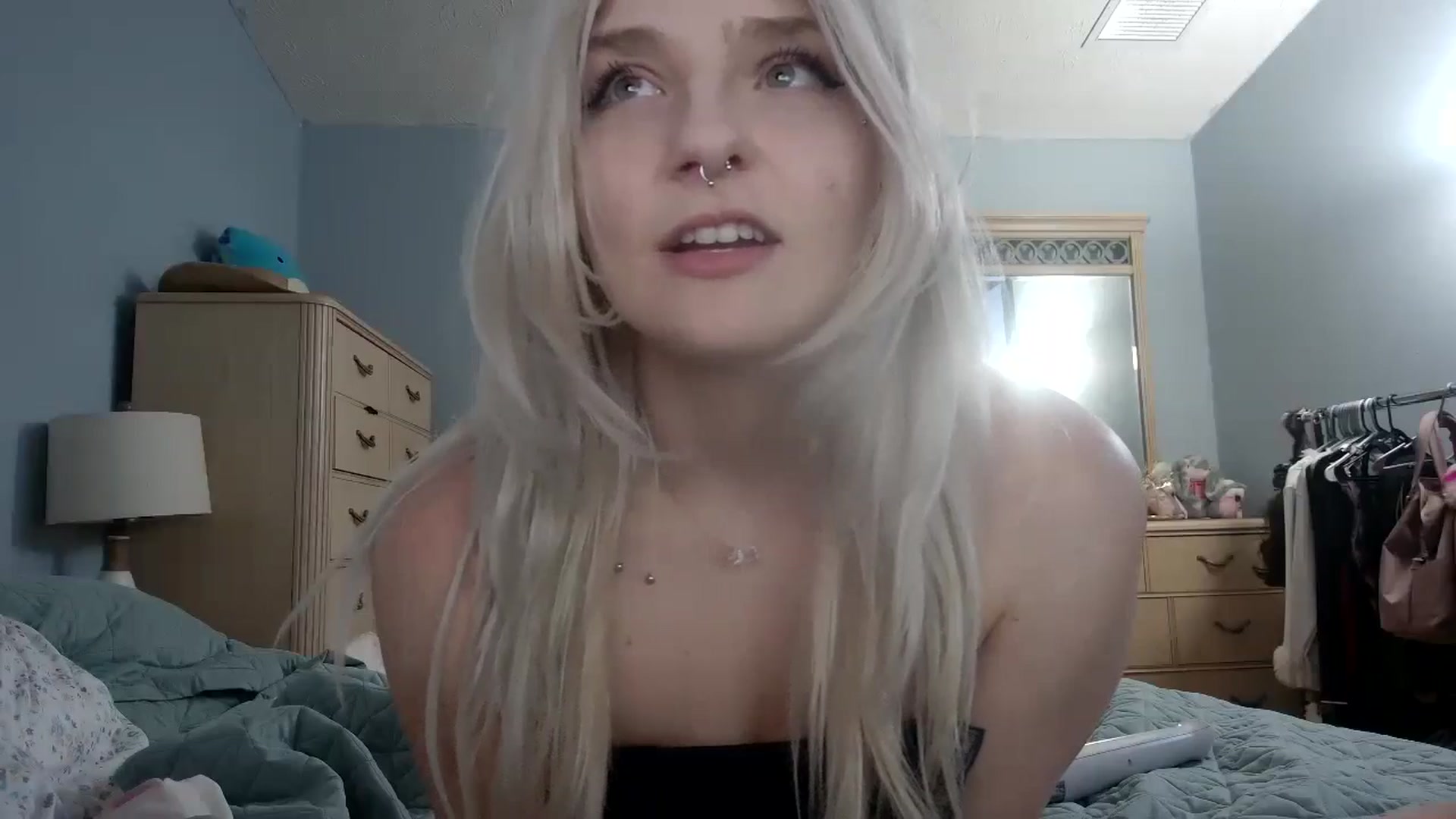 Gallery image thumbnail from DuckChan0's myfreecams stream on, 05/31/2024, 24:02 image 13 of 20