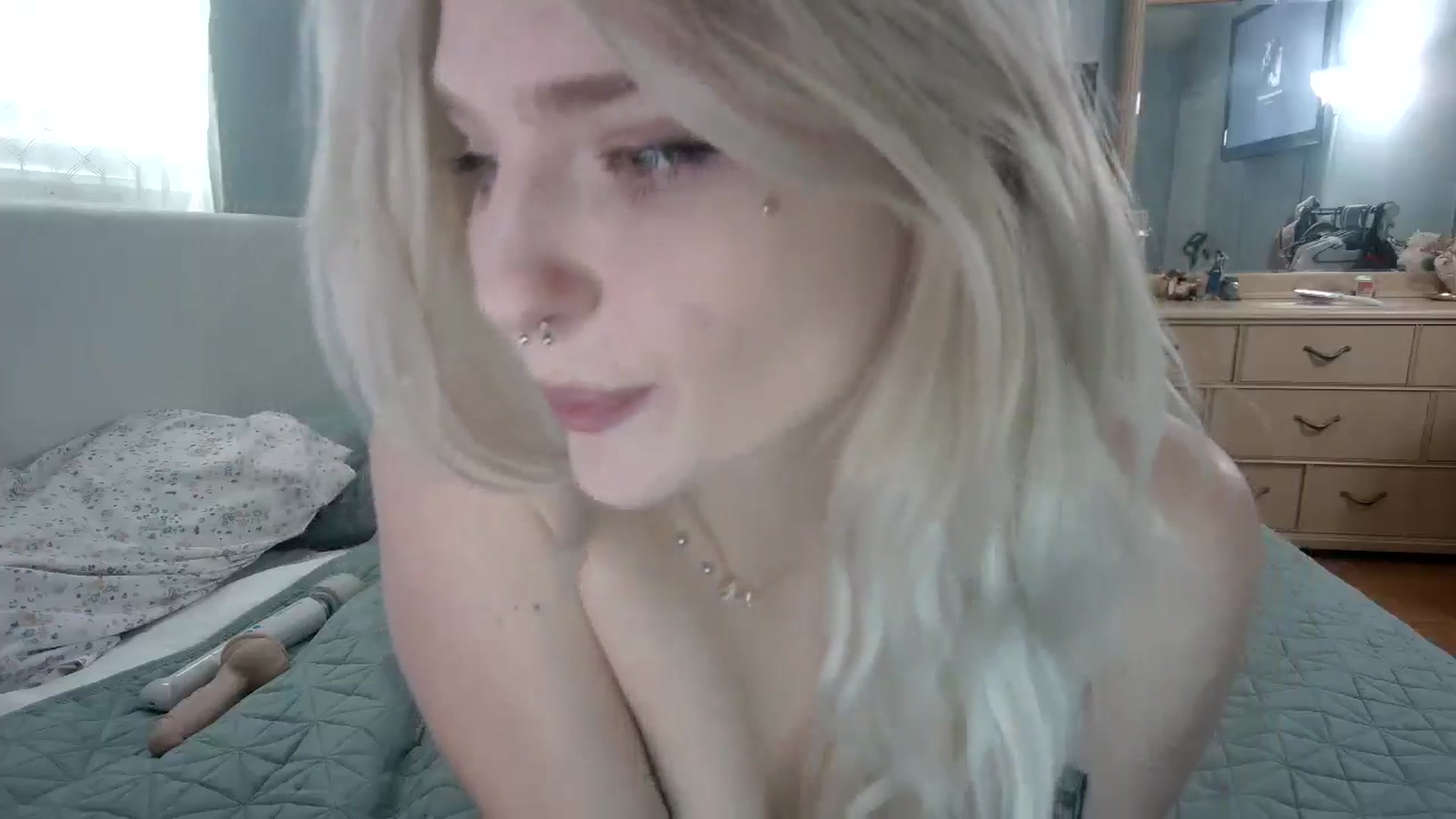 Gallery image thumbnail from DuckChan0's myfreecams stream on, 05/31/2024, 14:23 image 8 of 20
