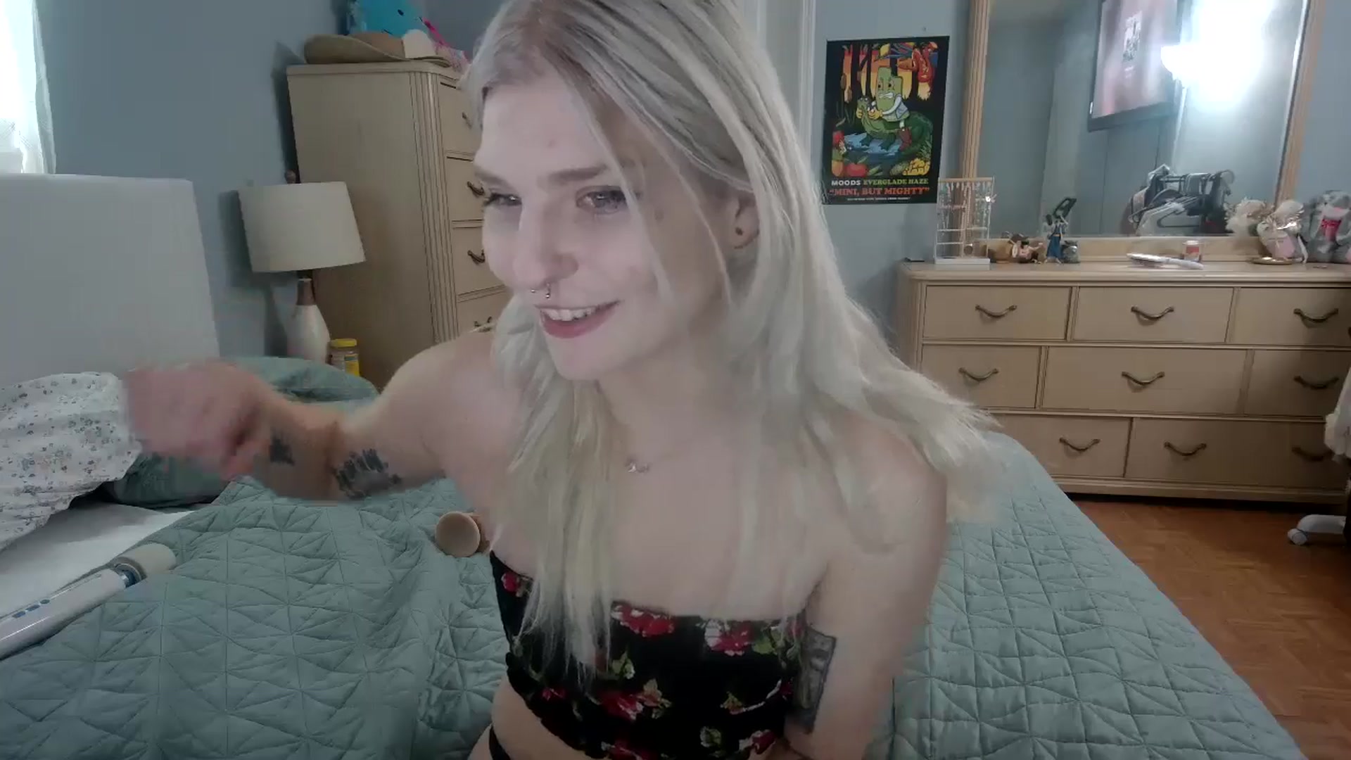 Gallery image thumbnail from DuckChan0's myfreecams stream on, 05/31/2024, 15:35 image 19 of 20