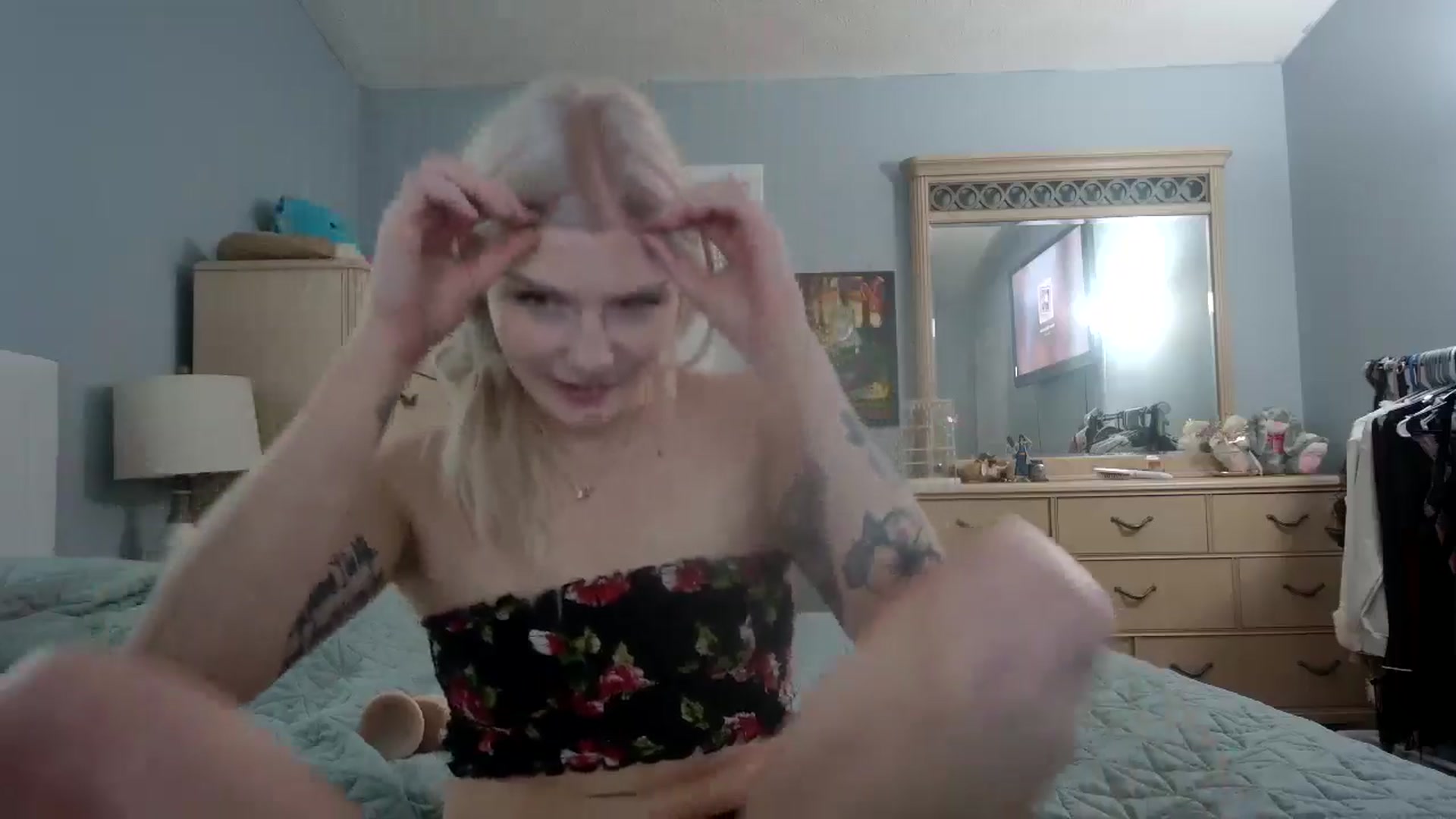 Gallery image thumbnail from DuckChan0's myfreecams stream on, 05/31/2024, 15:35 image 5 of 20