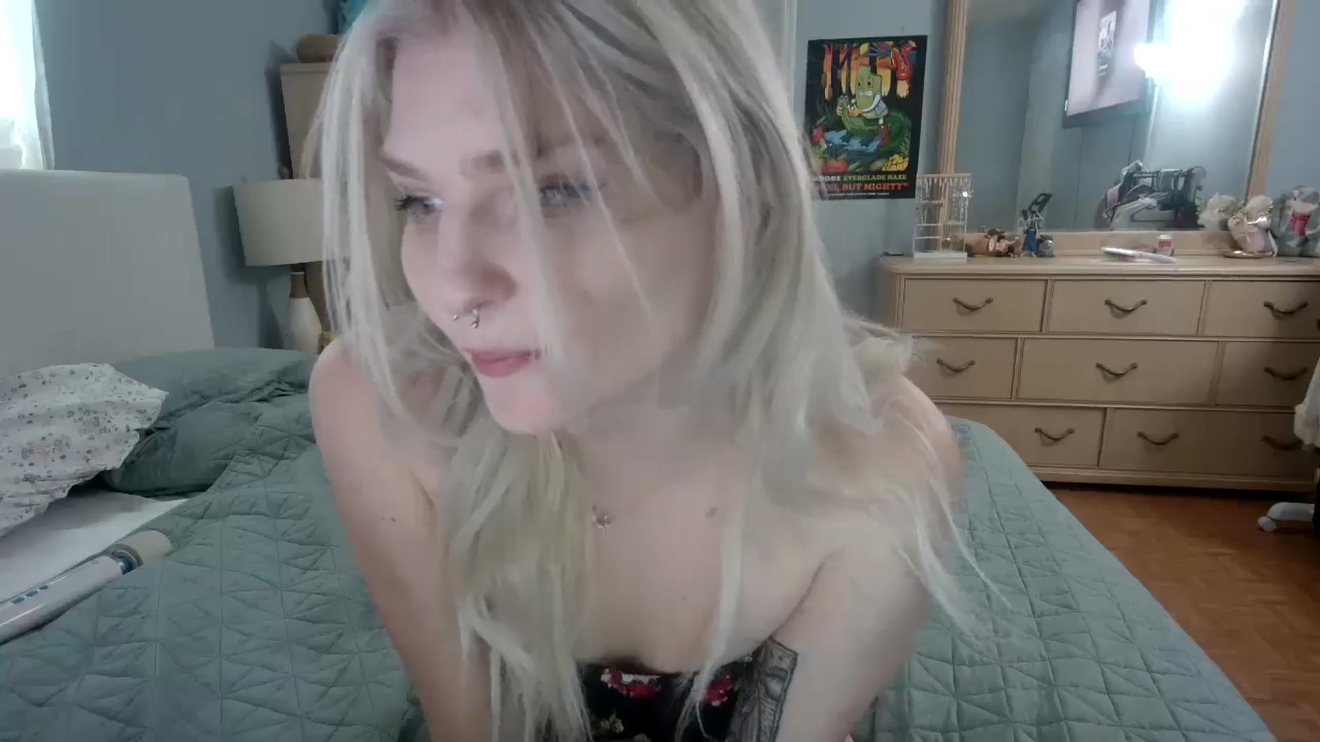 Gallery image thumbnail from DuckChan0's myfreecams stream on, 05/31/2024, 15:35 image 18 of 20