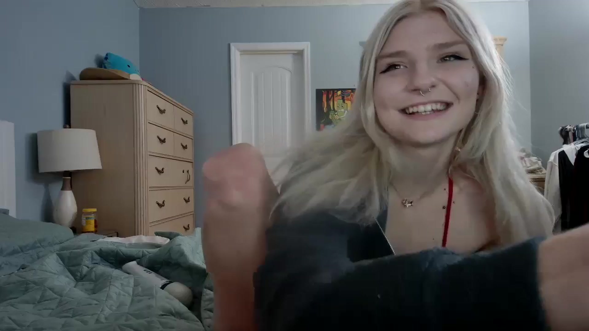 Gallery image thumbnail from DuckChan0's myfreecams stream on, 06/02/2024, 24:00 image 8 of 20
