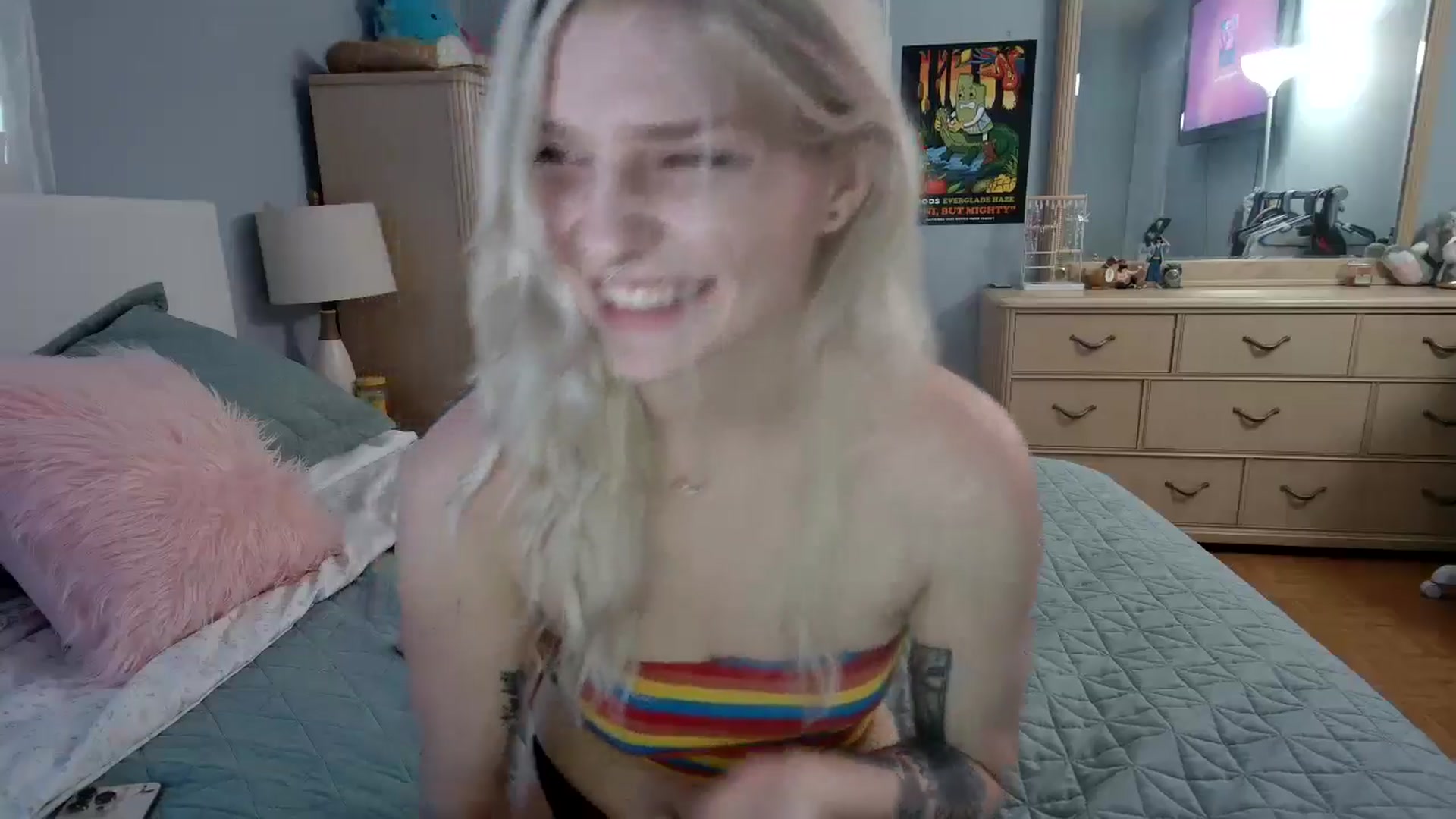 Gallery image thumbnail from DuckChan0's myfreecams stream on, 06/02/2024, 23:52 image 6 of 20