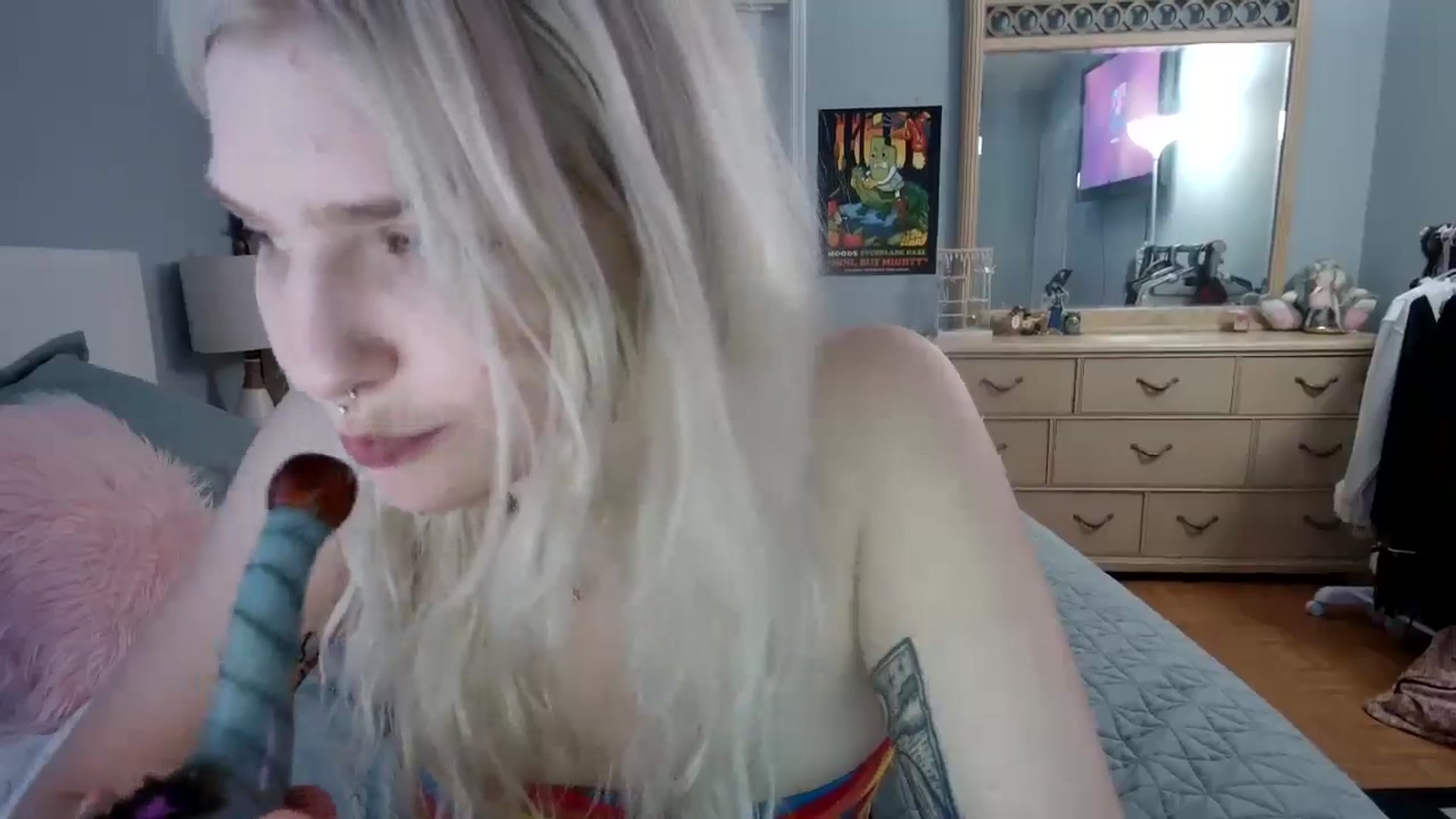 Gallery image thumbnail from DuckChan0's myfreecams stream on, 06/02/2024, 23:52 image 4 of 20