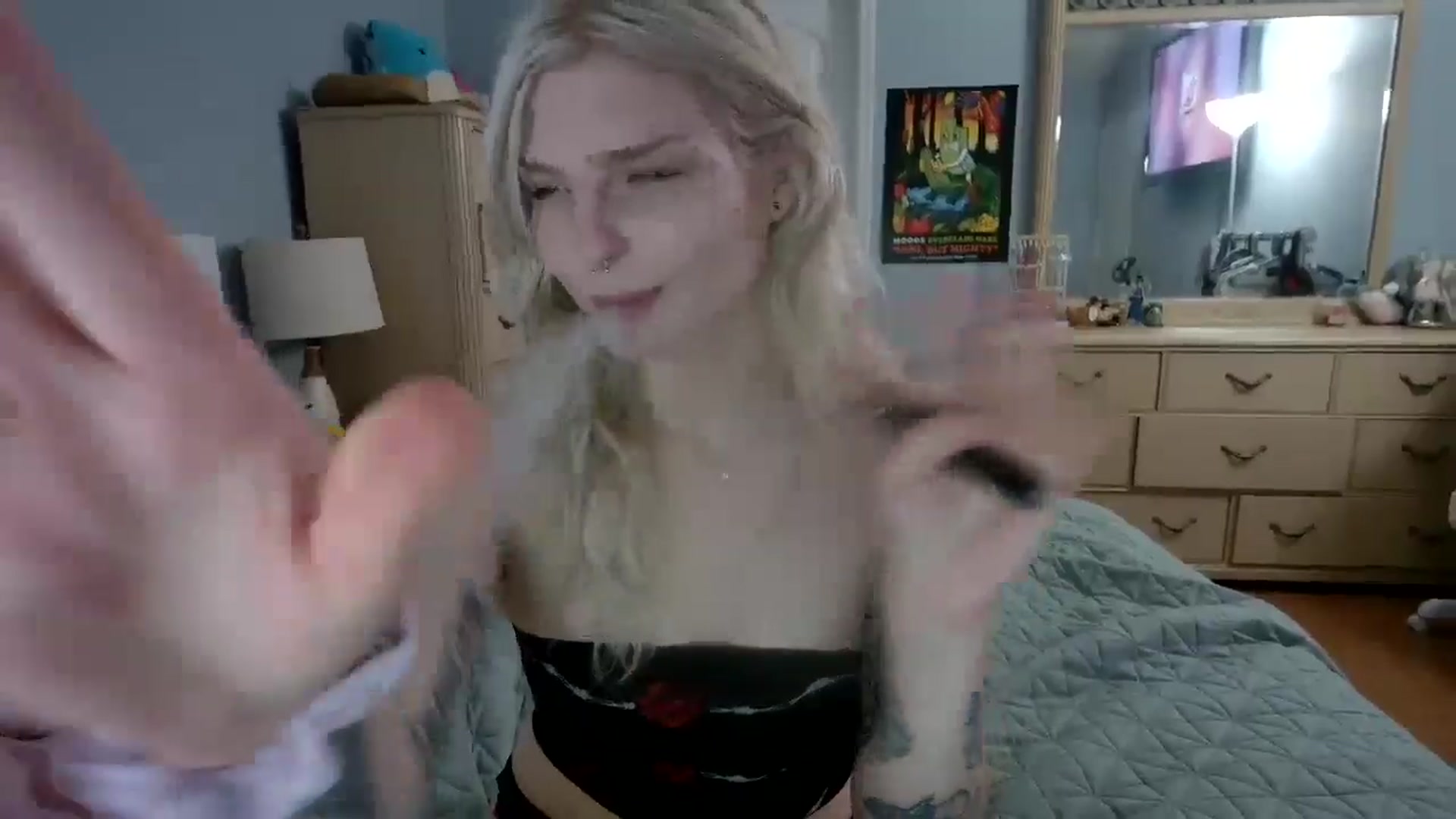 Gallery image thumbnail from DuckChan0's myfreecams stream on, 06/03/2024, 22:15 image 5 of 20