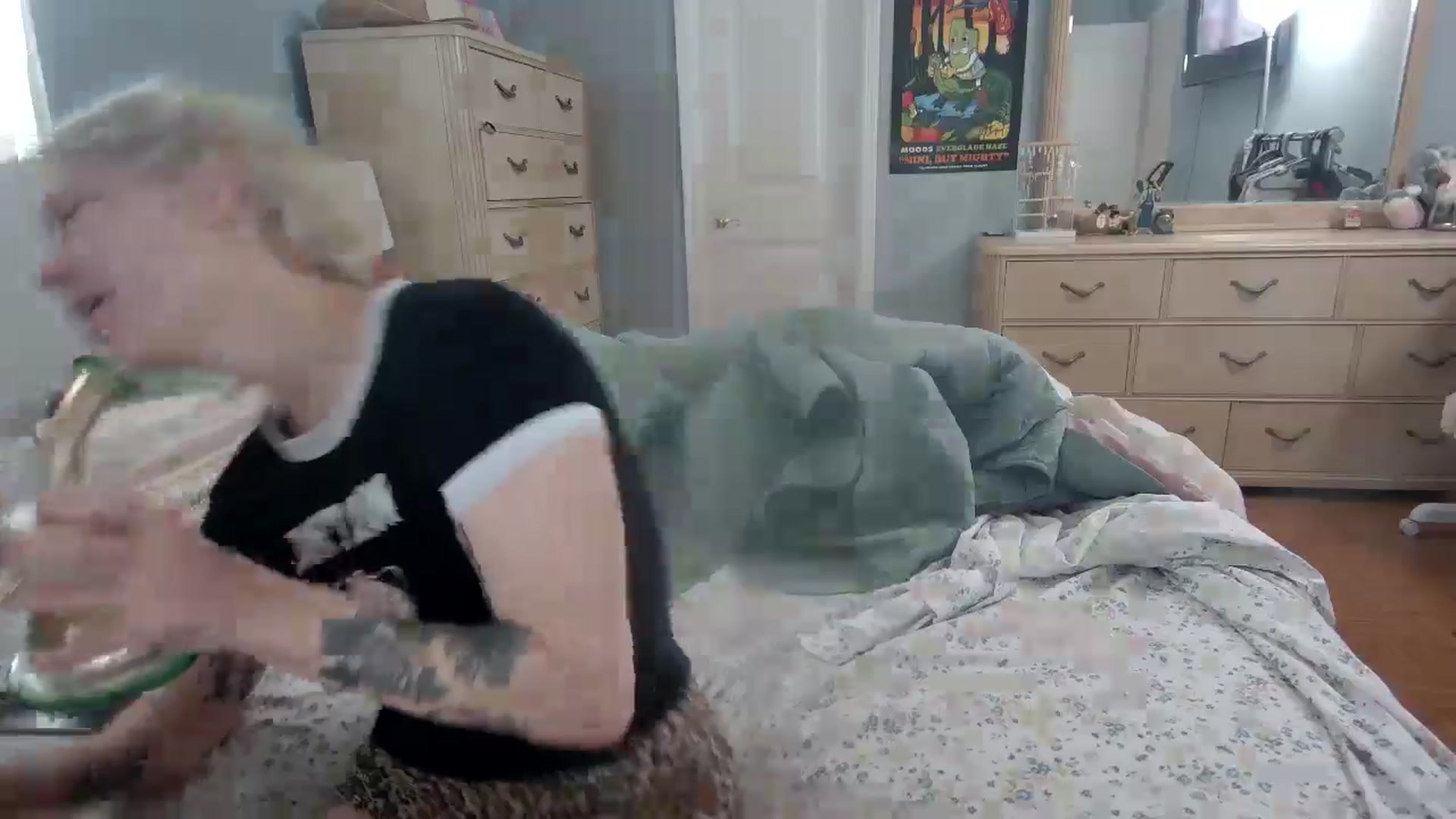 Gallery image thumbnail from DuckChan0's myfreecams stream on, 06/04/2024, 13:38 image 3 of 20