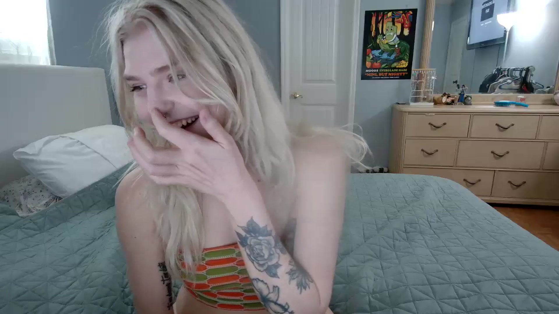 Gallery image thumbnail from DuckChan0's myfreecams stream on, 06/06/2024, 14:35 image 18 of 20