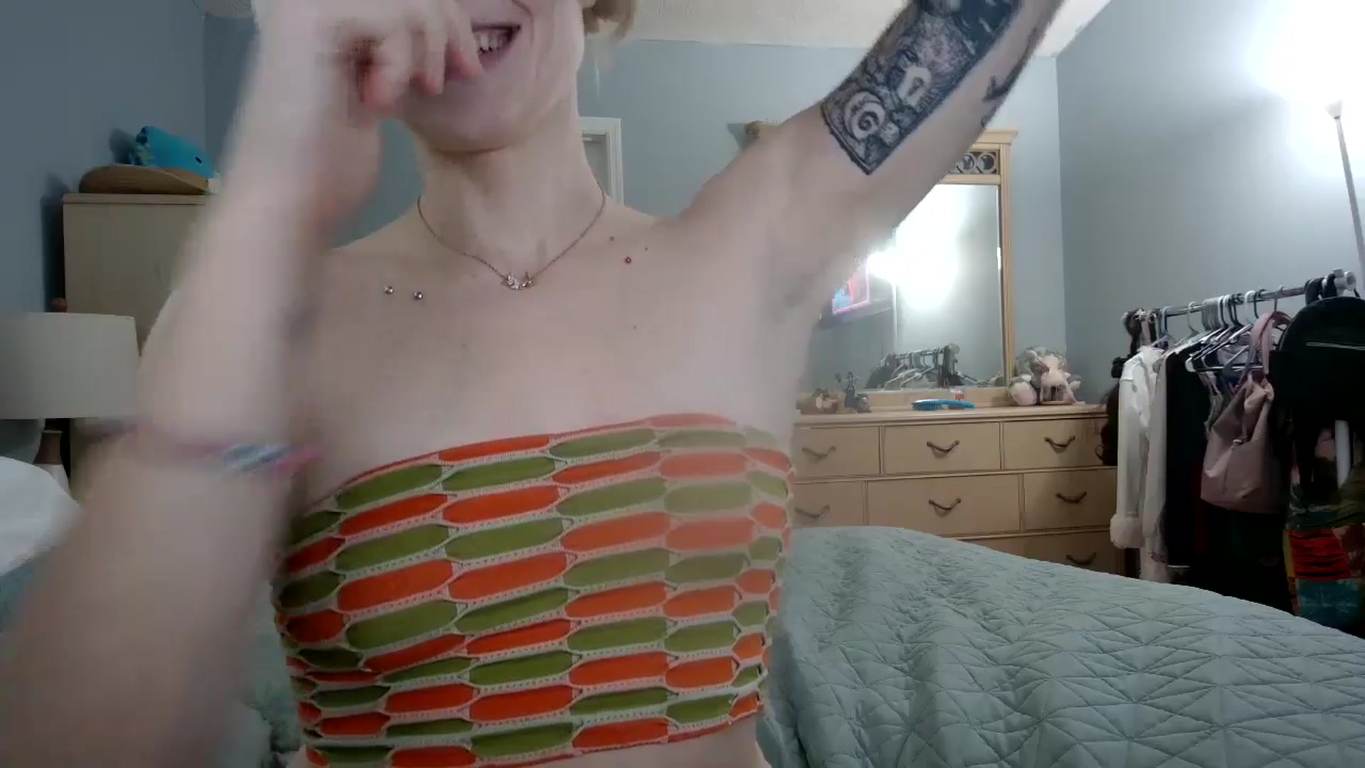 Gallery image thumbnail from DuckChan0's myfreecams stream on, 06/06/2024, 16:14 image 5 of 20