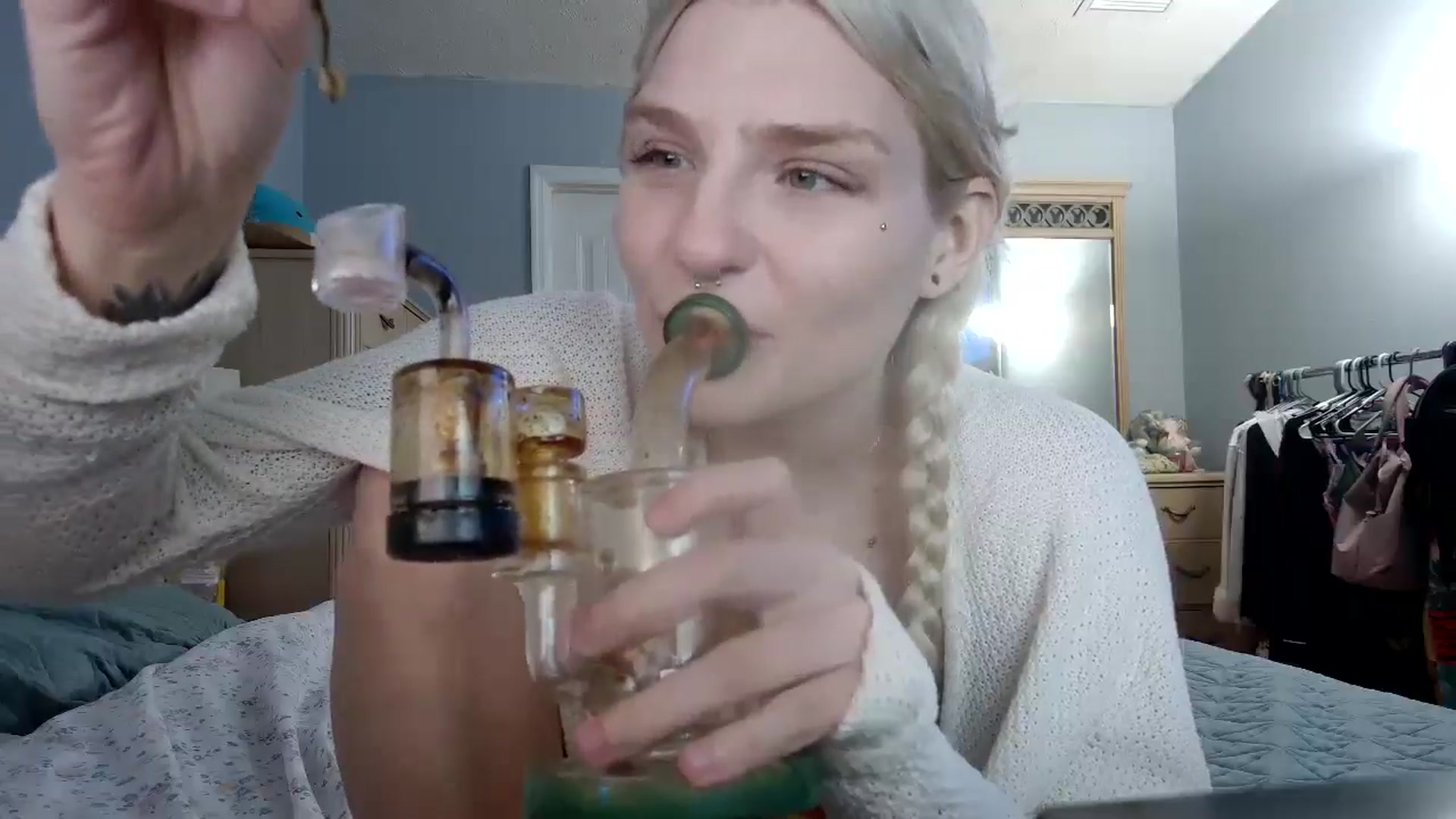 Gallery image thumbnail from DuckChan0's myfreecams stream on, 06/07/2024, 23:00 image 5 of 20