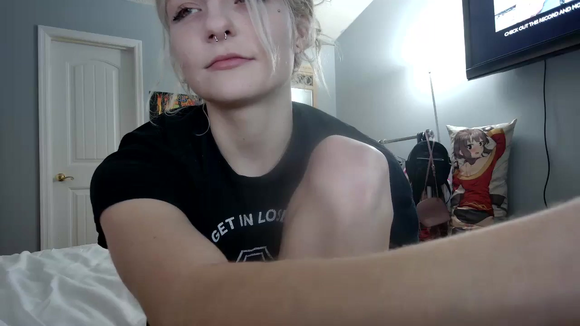 Gallery image thumbnail from DuckChan0's myfreecams stream on, 06/08/2024, 23:39 image 4 of 20