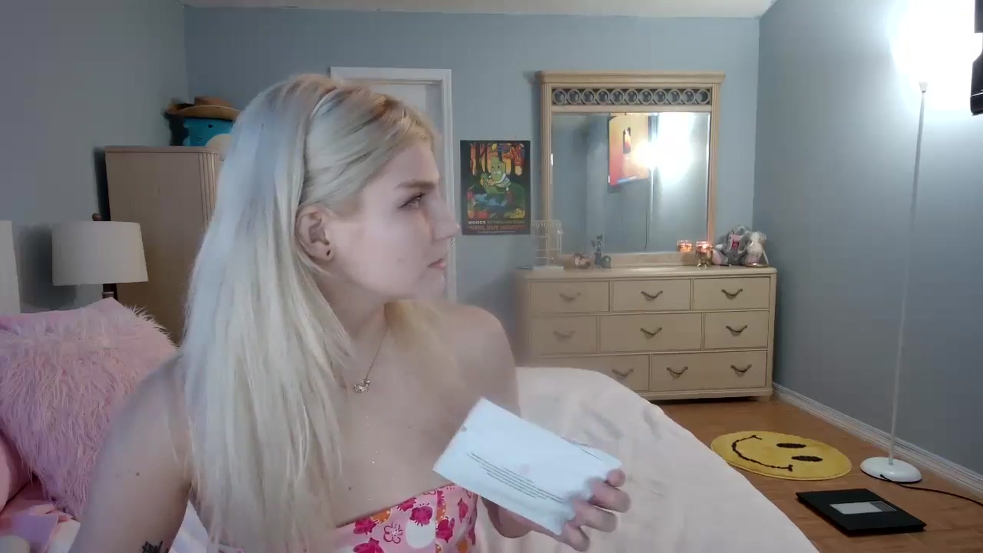 Gallery image thumbnail from DuckChan0's myfreecams stream on, 06/09/2024, 23:59 image 8 of 20