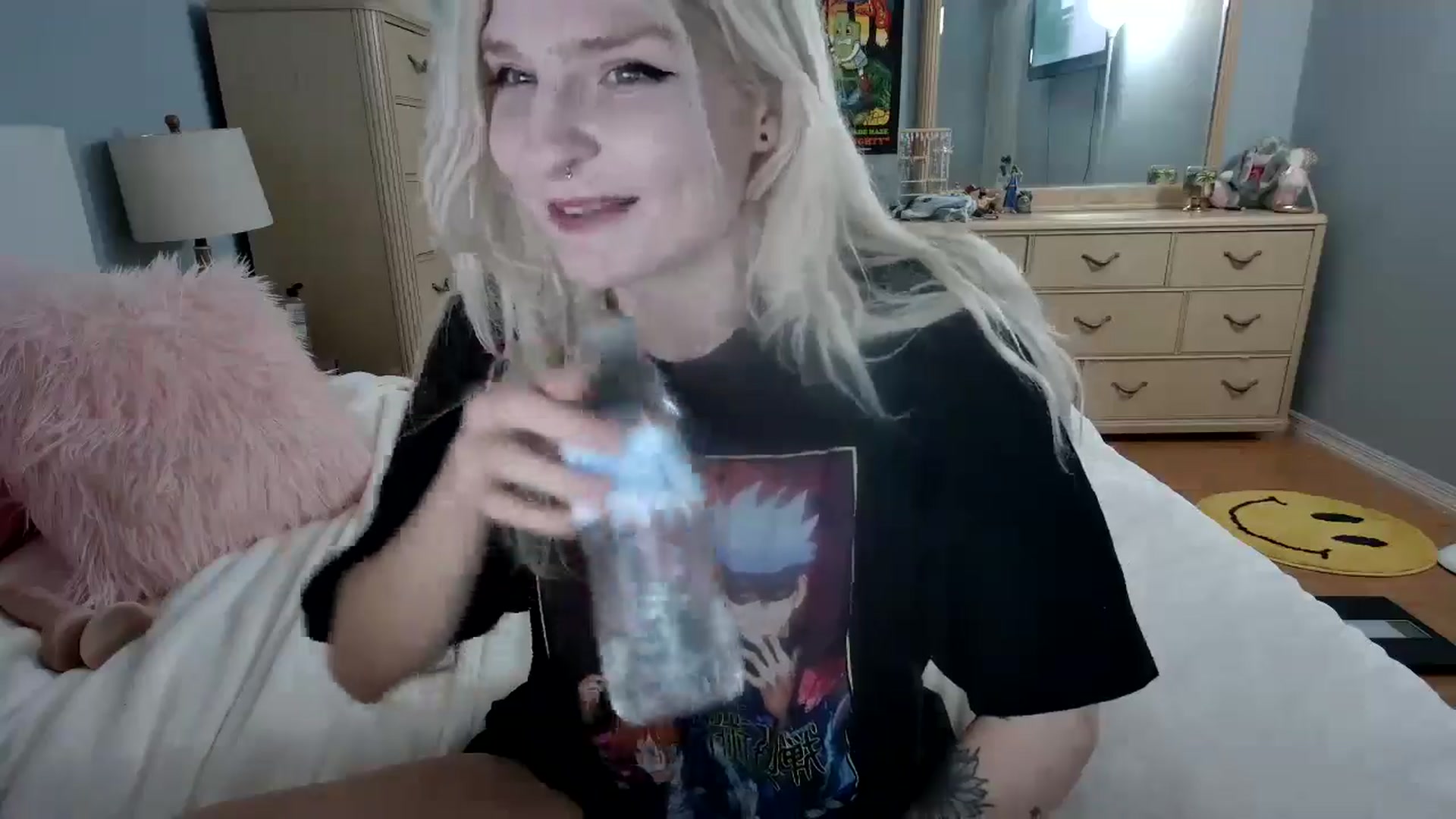 Gallery image thumbnail from DuckChan0's myfreecams stream on, 06/10/2024, 22:25 image 13 of 20