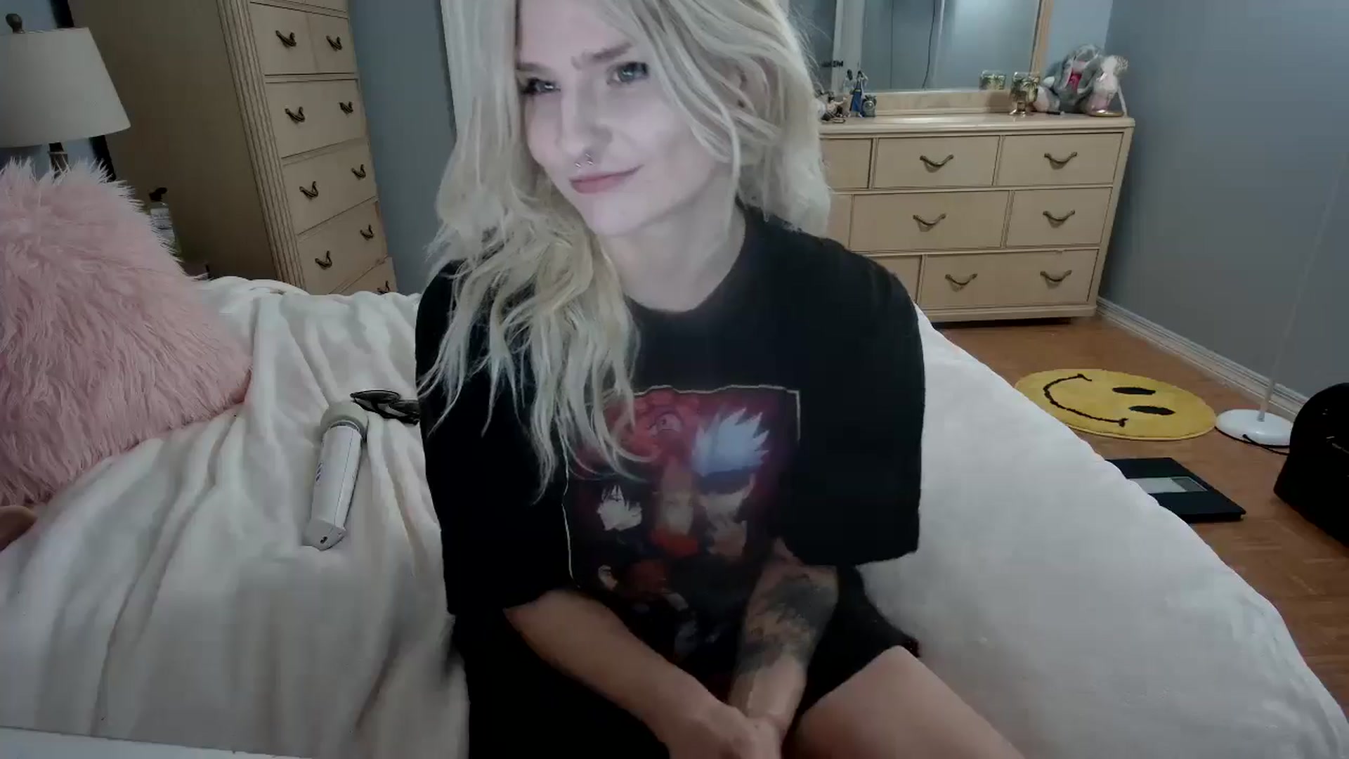 Gallery image thumbnail from DuckChan0's myfreecams stream on, 06/10/2024, 22:25 image 2 of 20