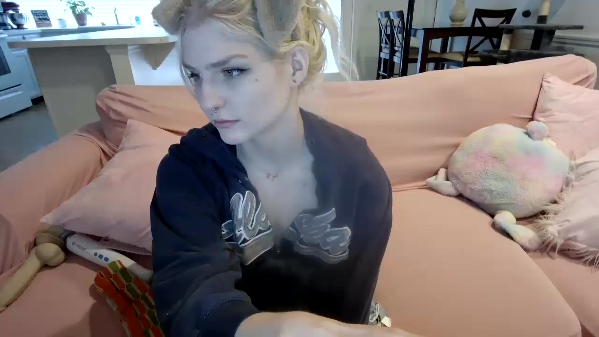 Gallery image thumbnail from DuckChan0's myfreecams stream on, 06/11/2024, 15:57 image 20 of 20