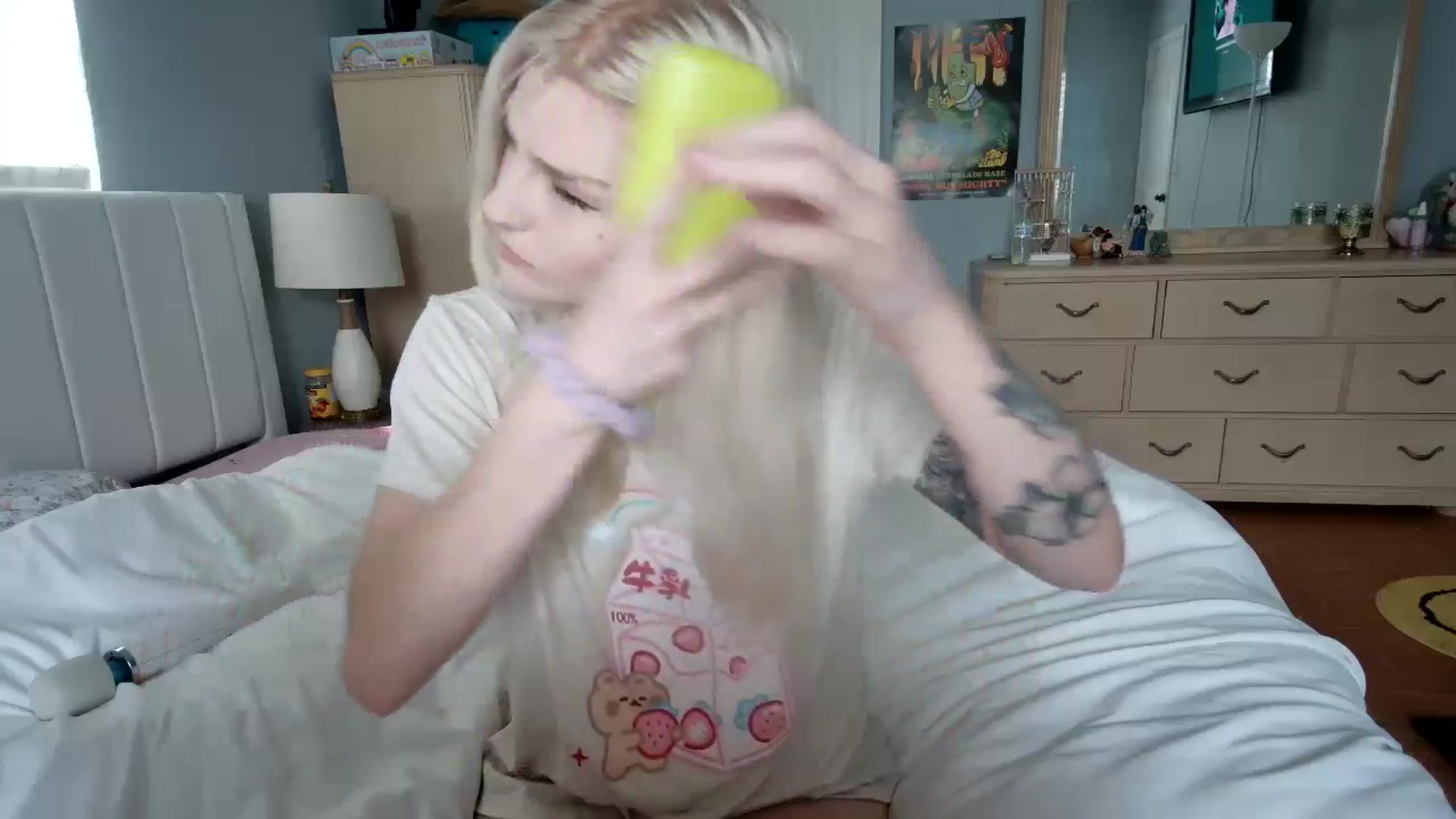 Gallery image thumbnail from DuckChan0's myfreecams stream on, 06/17/2024, 15:45 image 5 of 20