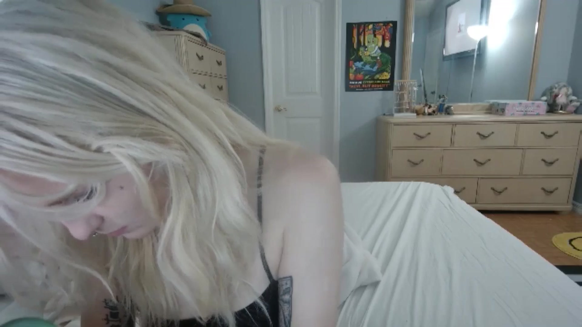 Gallery image thumbnail from DuckChan0's myfreecams stream on, 06/19/2024, 14:42 image 11 of 20