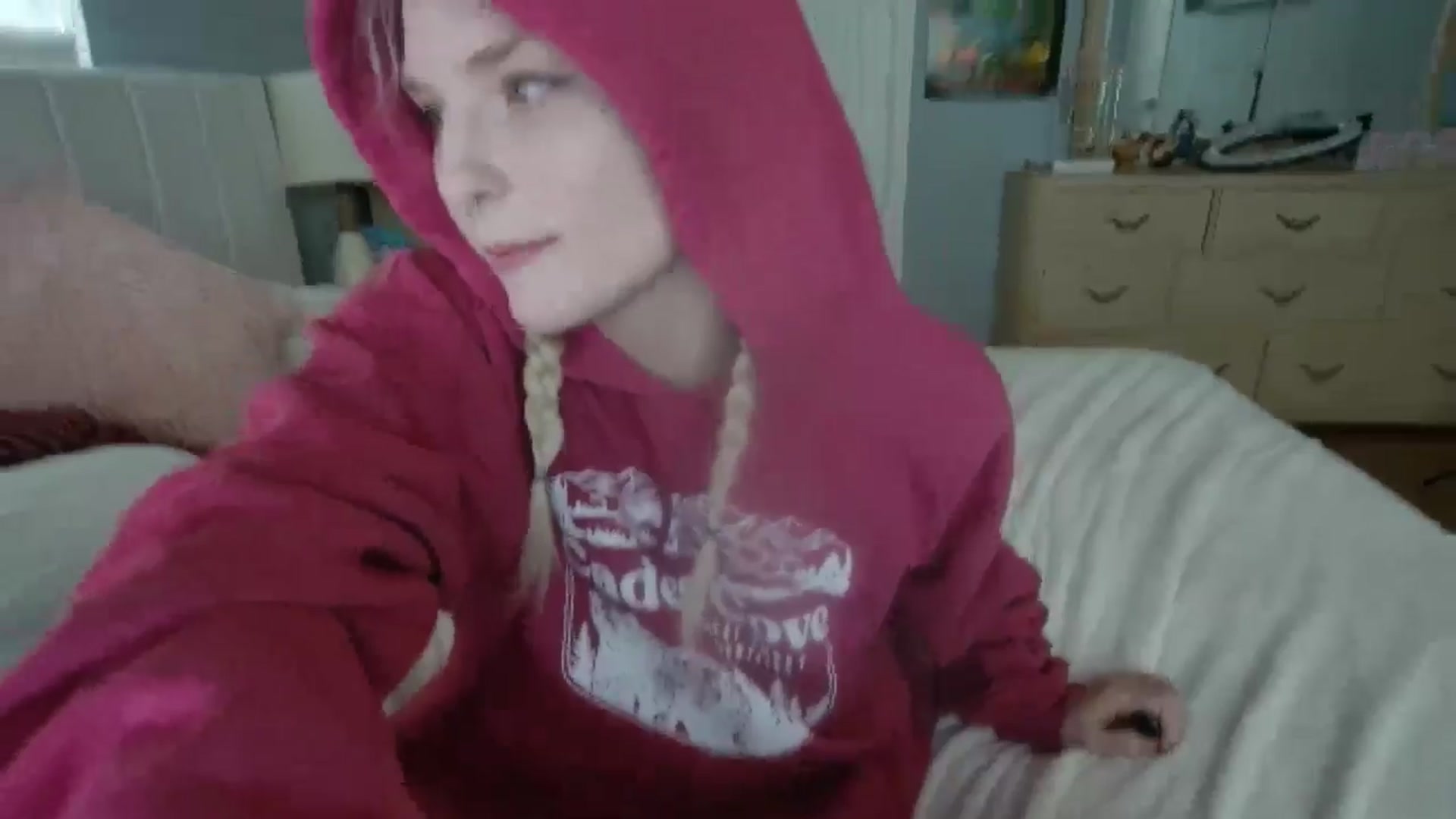 Gallery image thumbnail from DuckChan0's myfreecams stream on, 06/20/2024, 16:58 image 8 of 20