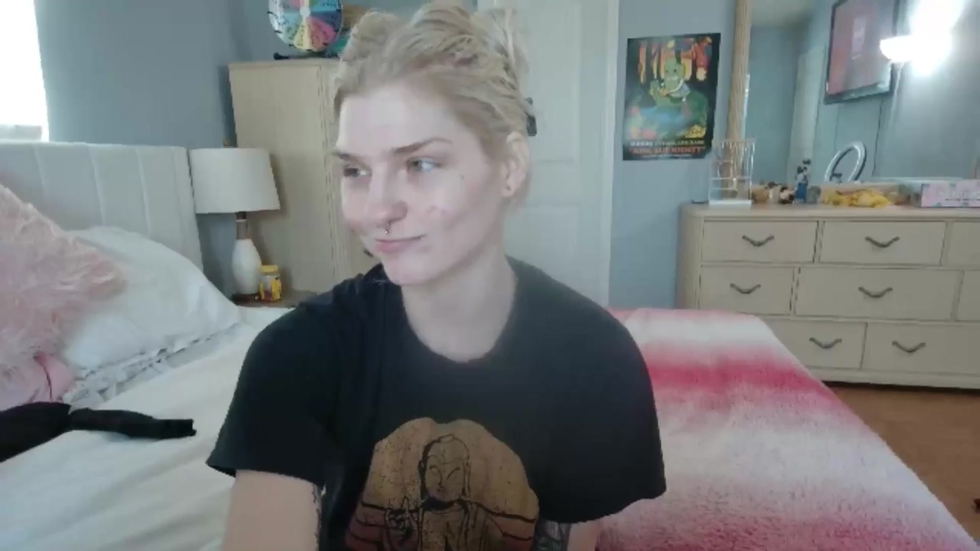 Gallery image thumbnail from DuckChan0's myfreecams stream on, 06/26/2024, 14:32 image 2 of 20