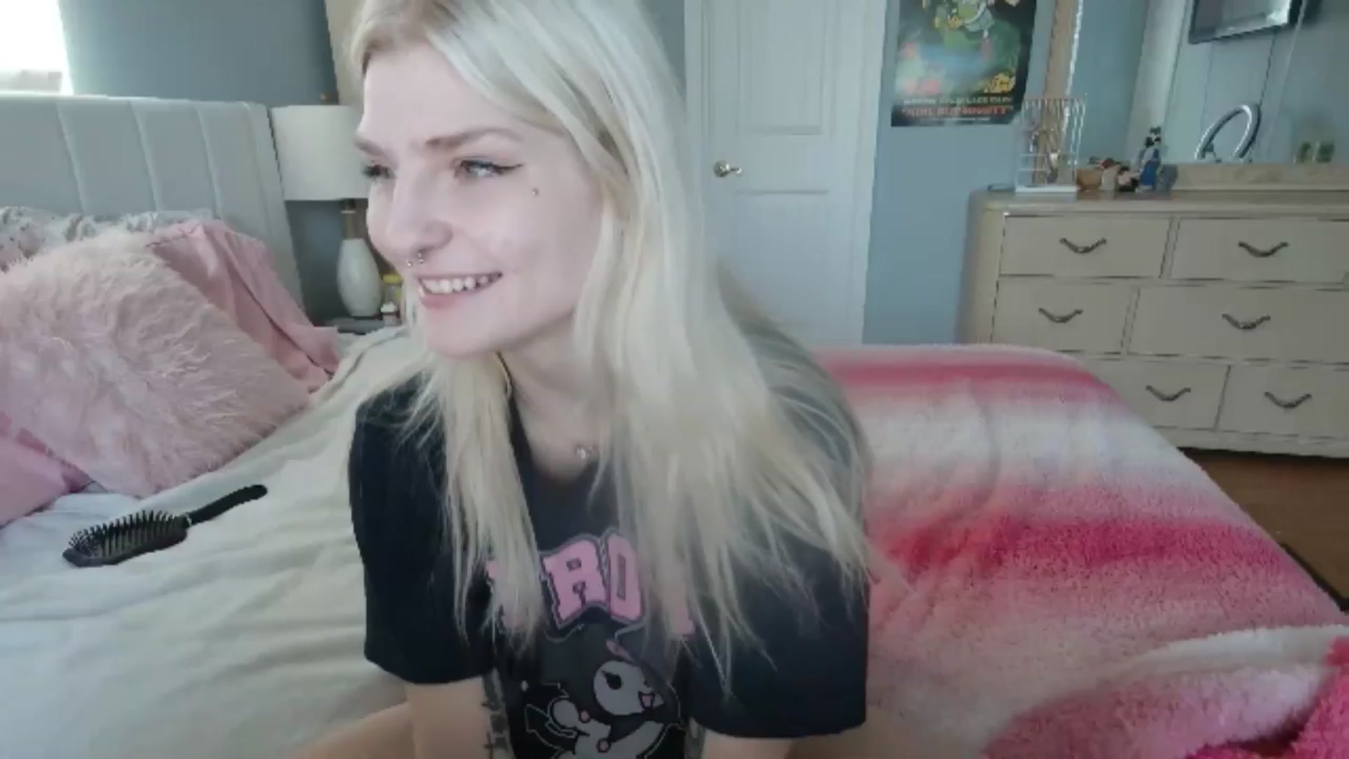 Gallery image thumbnail from DuckChan0's myfreecams stream on, 06/27/2024, 14:47 image 5 of 20