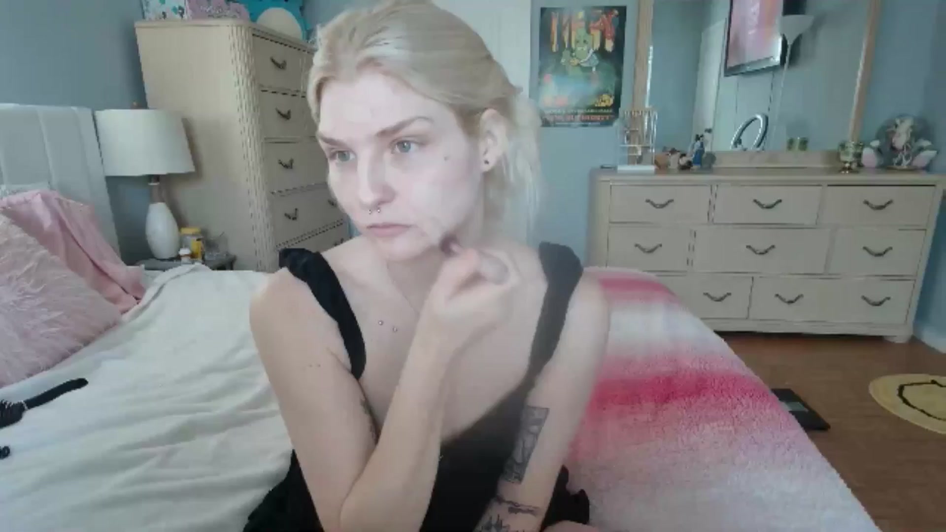 Gallery image thumbnail from DuckChan0's myfreecams stream on, 06/27/2024, 14:47 image 1 of 20
