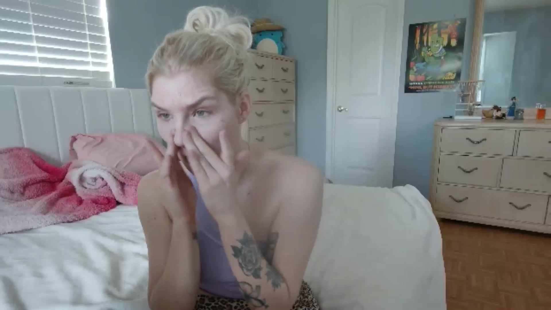 Gallery image thumbnail from DuckChan0's myfreecams stream on, 07/02/2024, 13:50 image 2 of 20