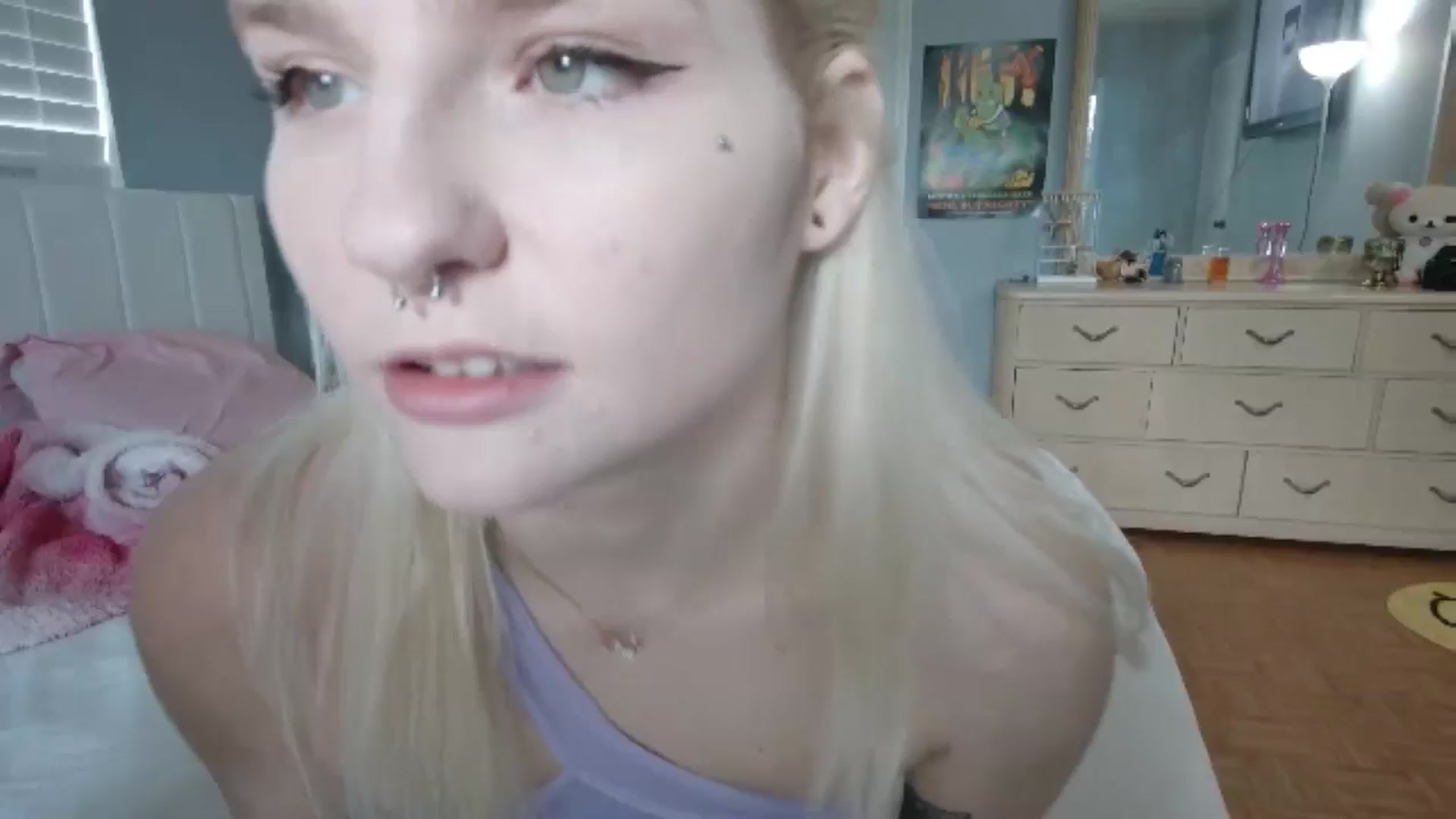 Gallery image thumbnail from DuckChan0's myfreecams stream on, 07/02/2024, 14:39 image 2 of 20