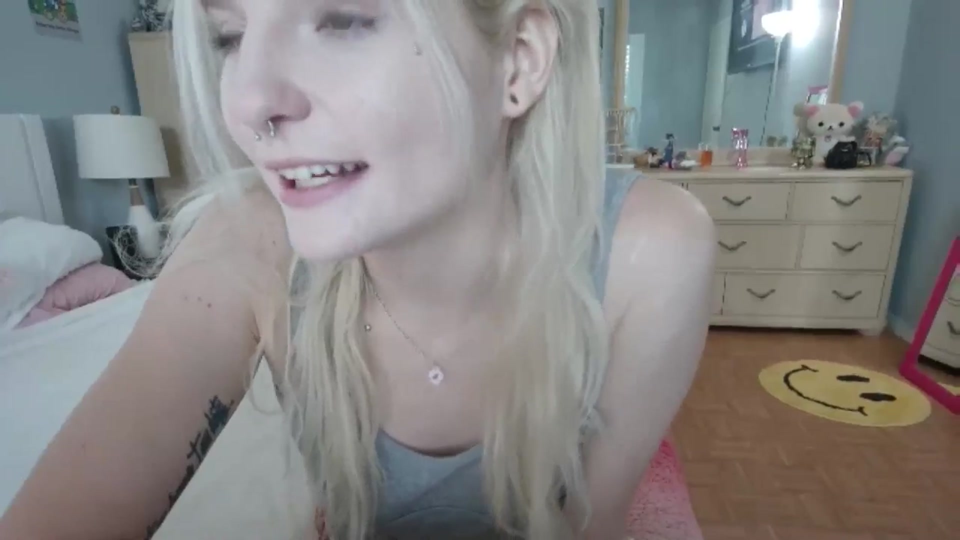 Gallery image thumbnail from DuckChan0's myfreecams stream on, 07/03/2024, 14:16 image 20 of 20