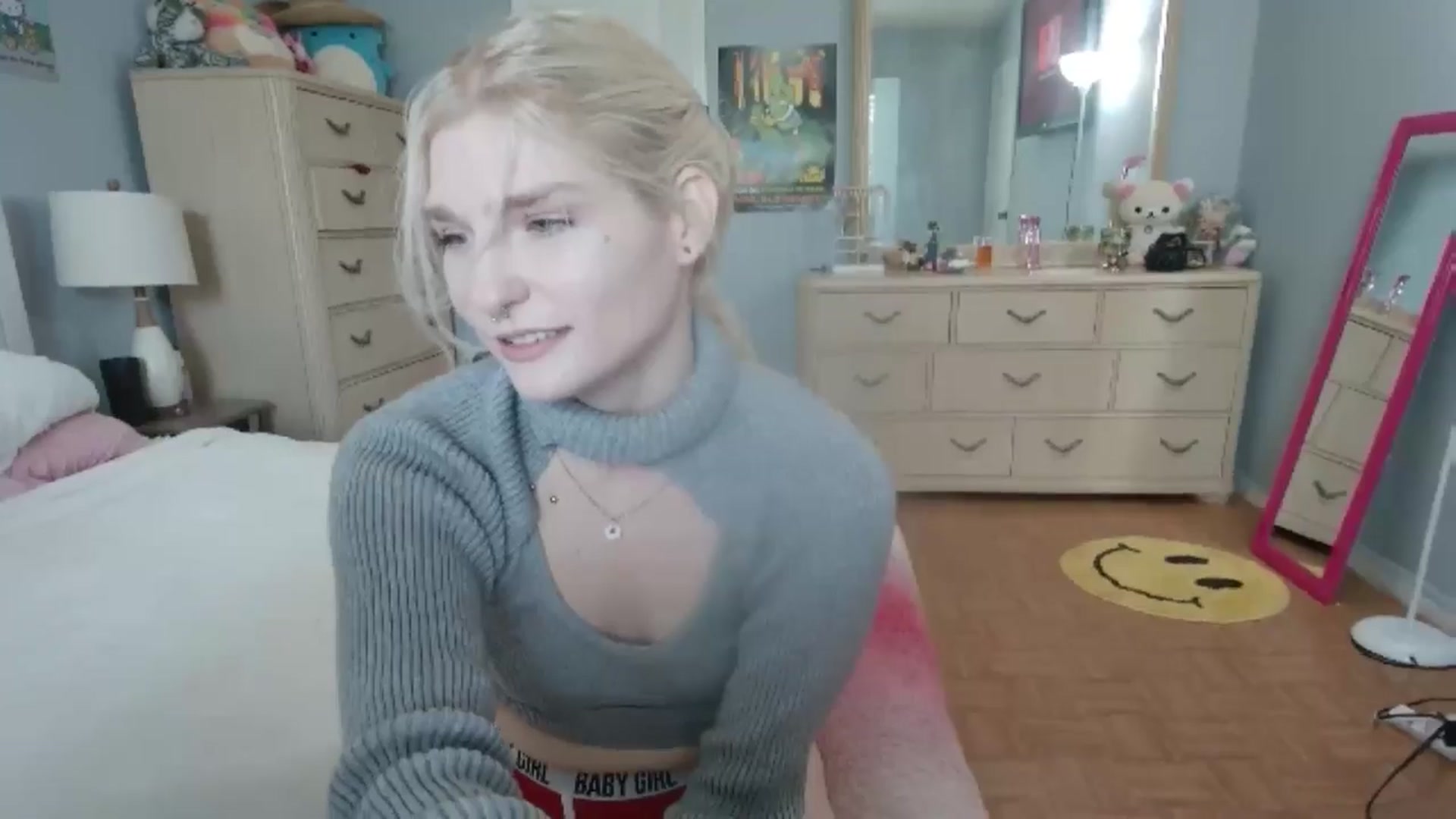 Gallery image thumbnail from DuckChan0's myfreecams stream on, 07/03/2024, 14:16 image 11 of 20