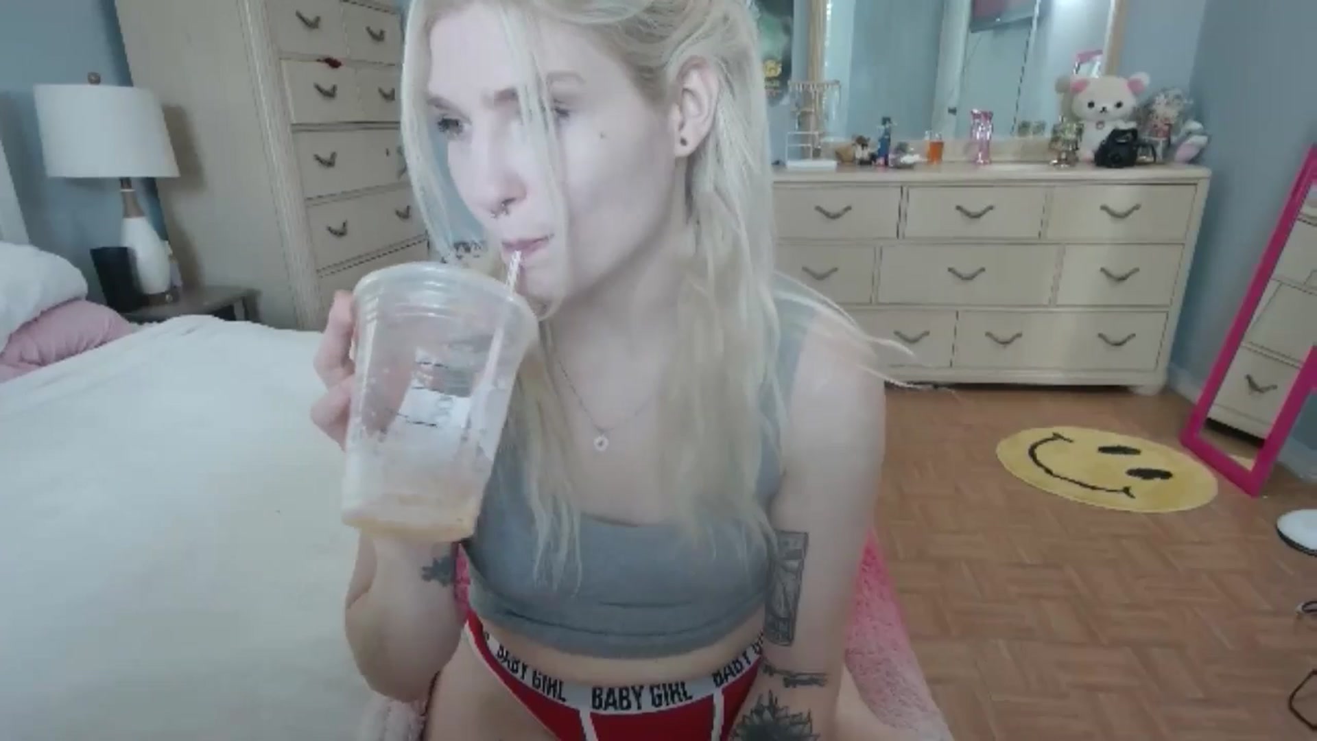 Gallery image thumbnail from DuckChan0's myfreecams stream on, 07/03/2024, 14:16 image 13 of 20
