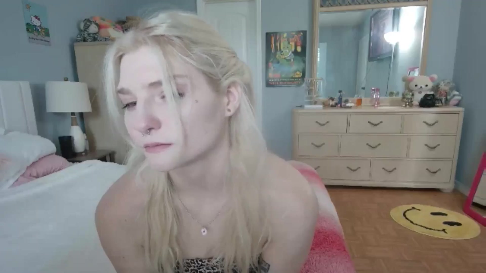 Gallery image thumbnail from DuckChan0's myfreecams stream on, 07/03/2024, 14:36 image 2 of 20