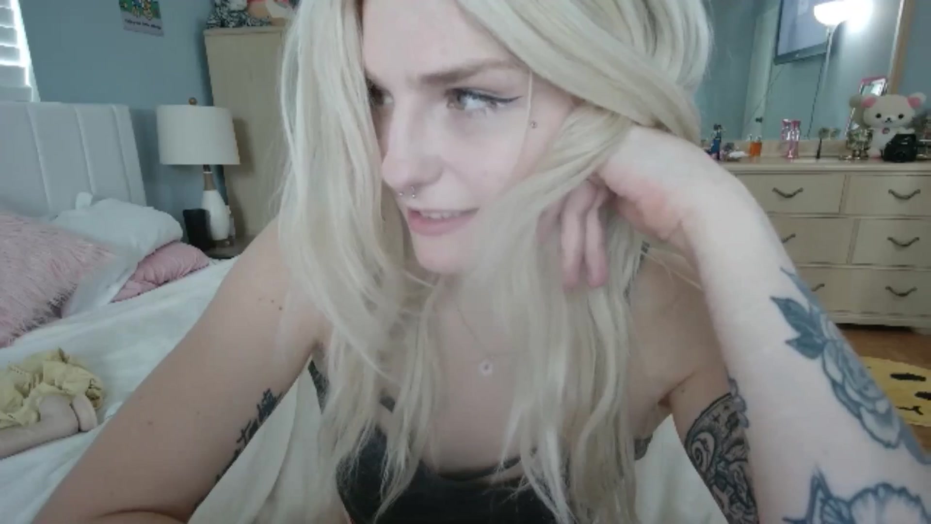 Gallery image thumbnail from DuckChan0's myfreecams stream on, 07/03/2024, 16:01 image 20 of 20